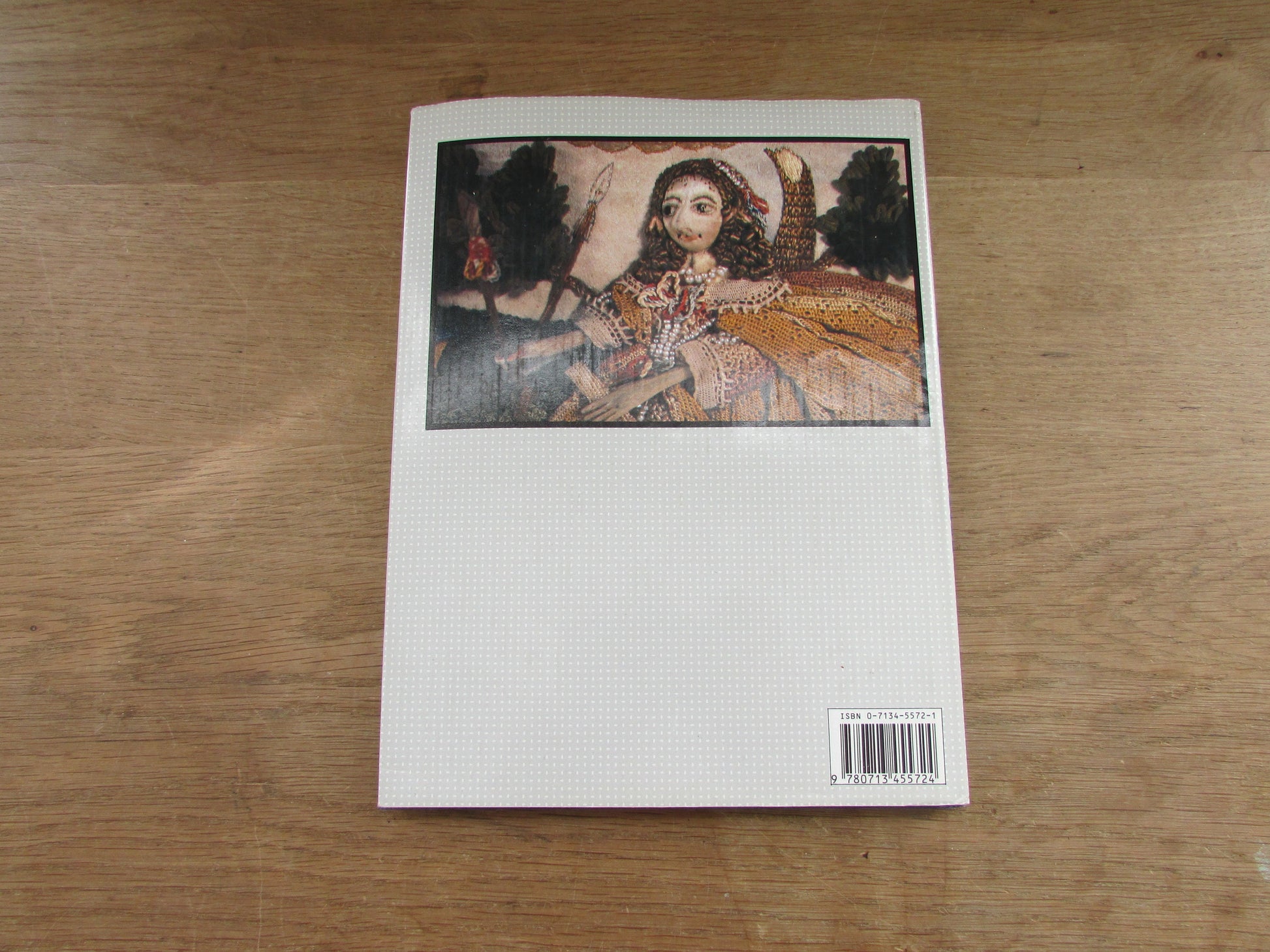 Stumpwork: Historical & Contemporary Raised Embroidery, by Muriel Best (Hardback, 1987)