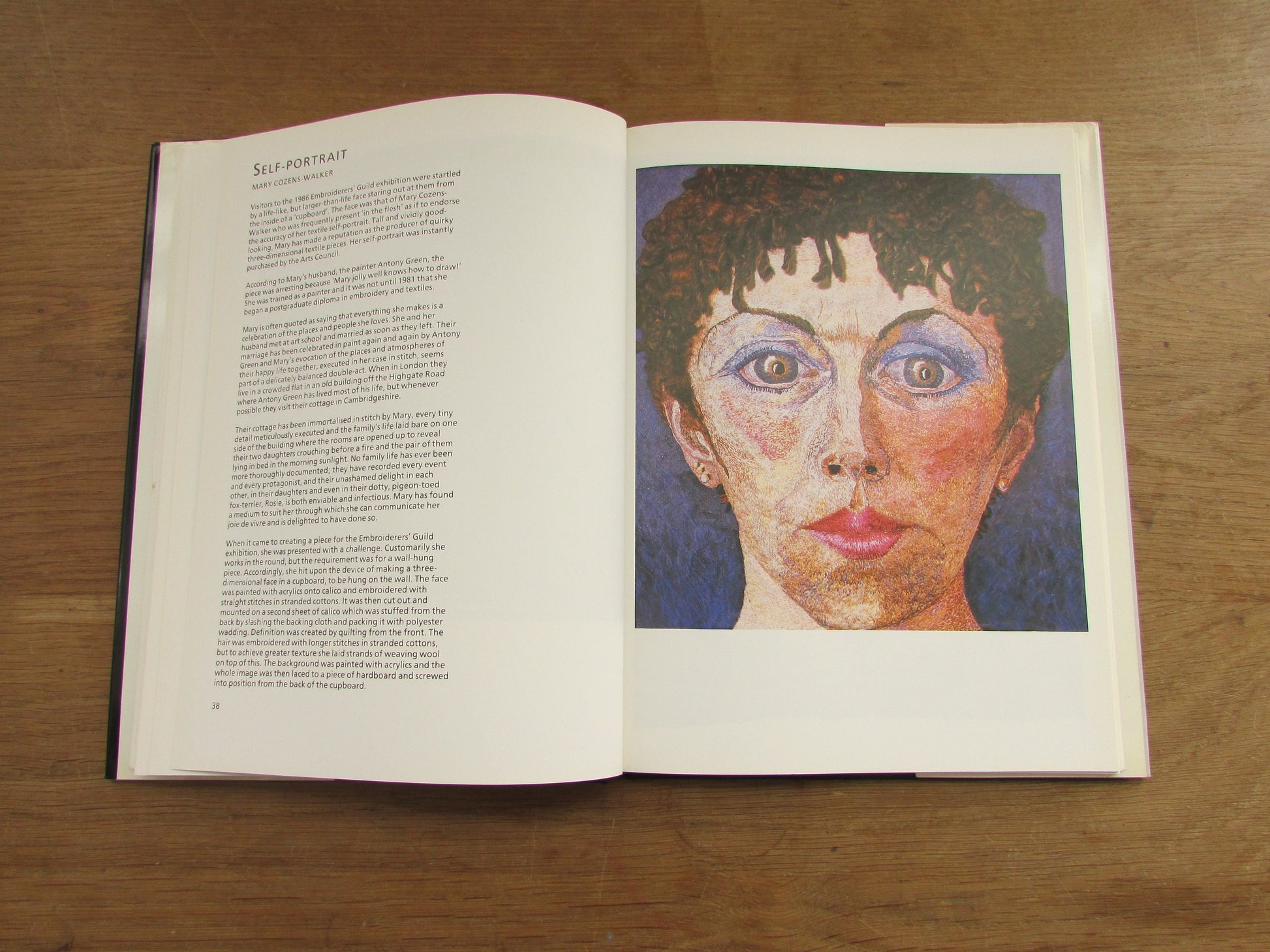The Embroiderers Guild: Designer Textiles - Stitching for Interiors (Hardback, 1987)