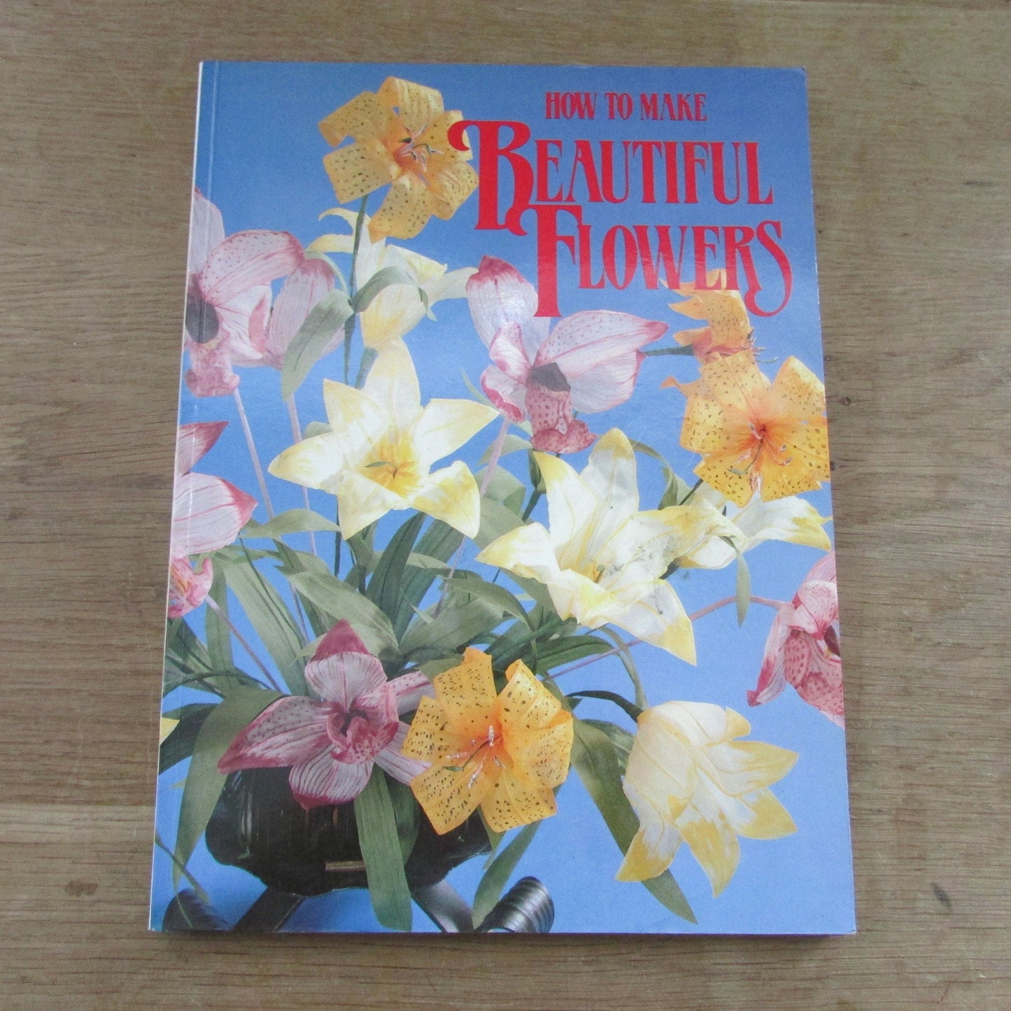 How to Make Beautiful Flowers, by Valerie Jackson (Softback, 1990)
