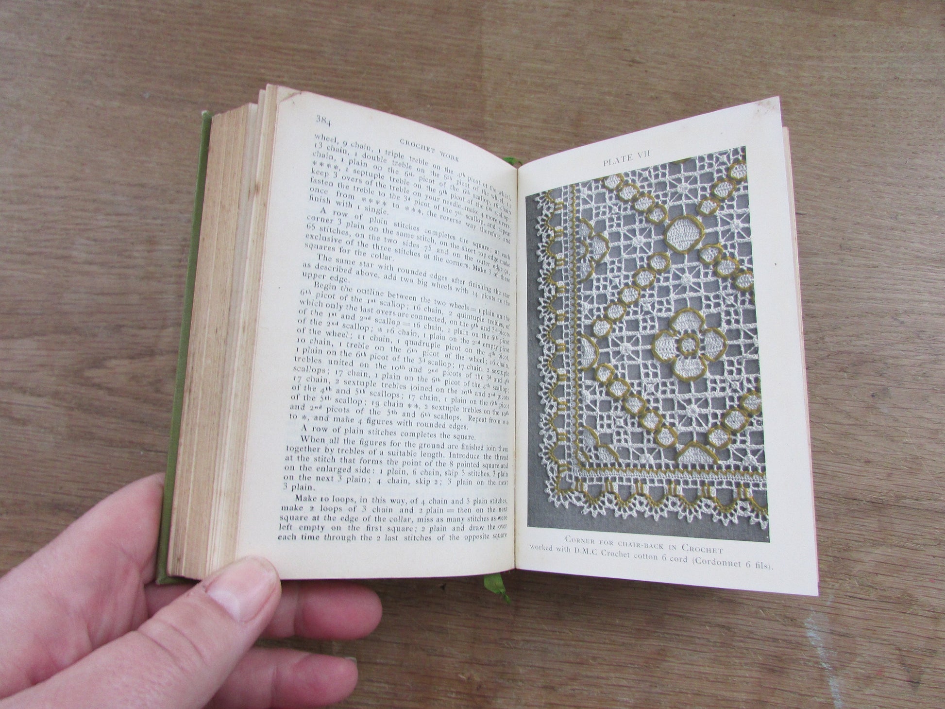 Antique Encyclopedia of Needlework, by Therese de Dillmont (Hardback)