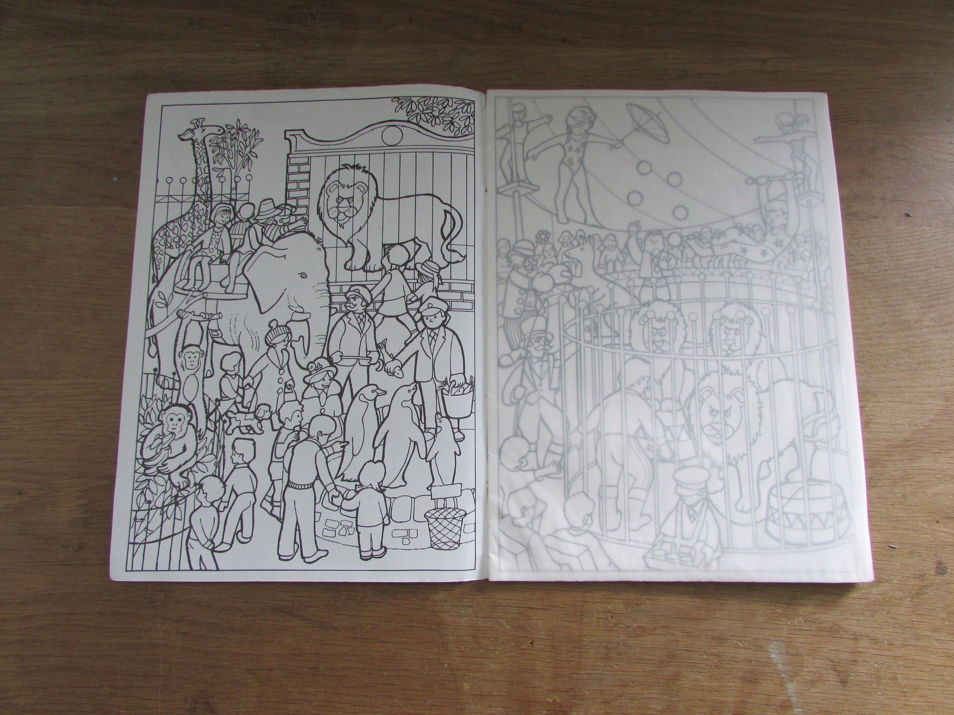 Vintage Galt Toys Tracing and Colouring Book (Softback)
