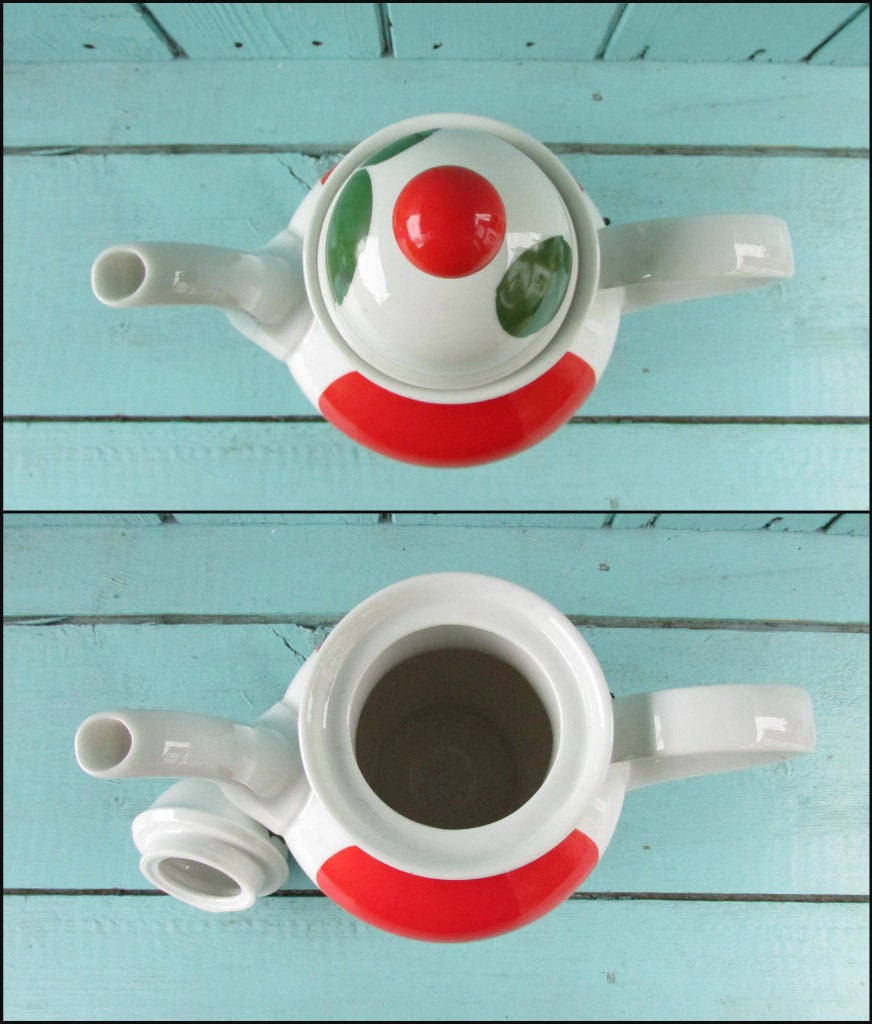 1970s Seltmann Weiden, Bavaria "Patricia" apple motif tea/coffee pot, & jug duo