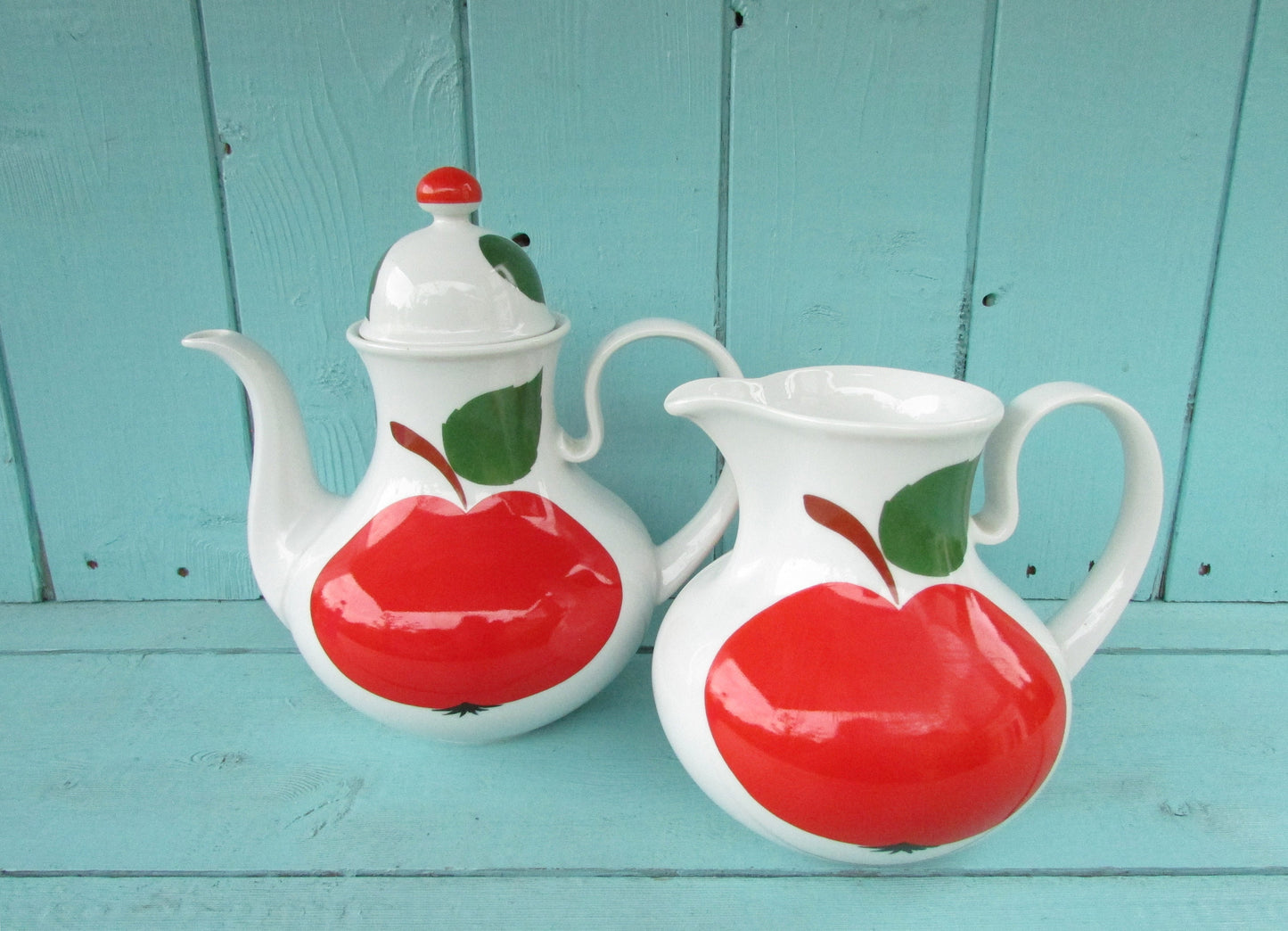1970s Seltmann Weiden, Bavaria "Patricia" apple motif tea/coffee pot, & jug duo