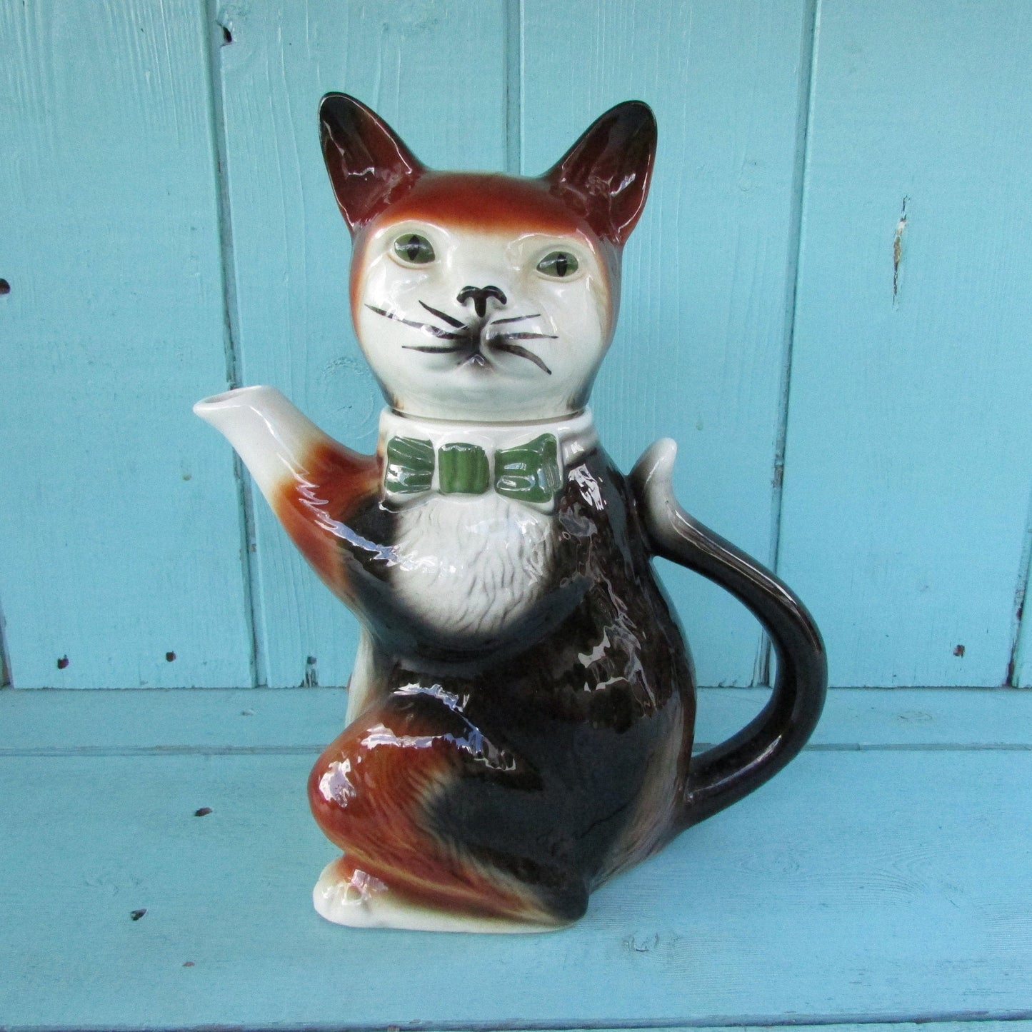 Vintage Tony Wood Studio England 'Pussy Foot' cat teapot