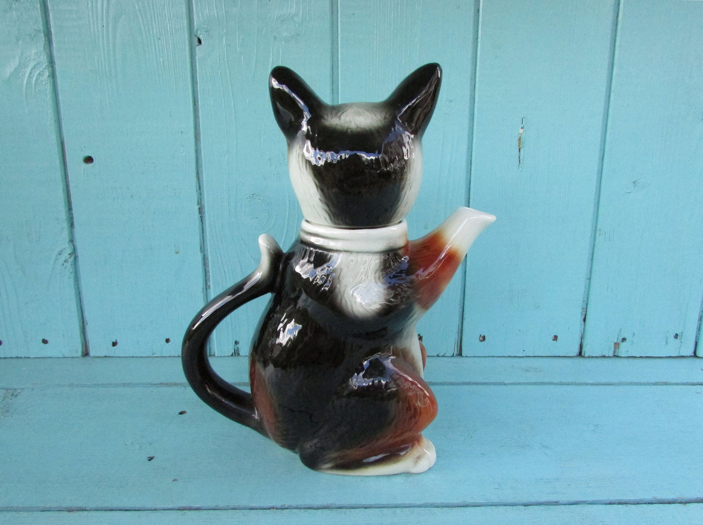 Vintage Tony Wood Studio England 'Pussy Foot' cat teapot