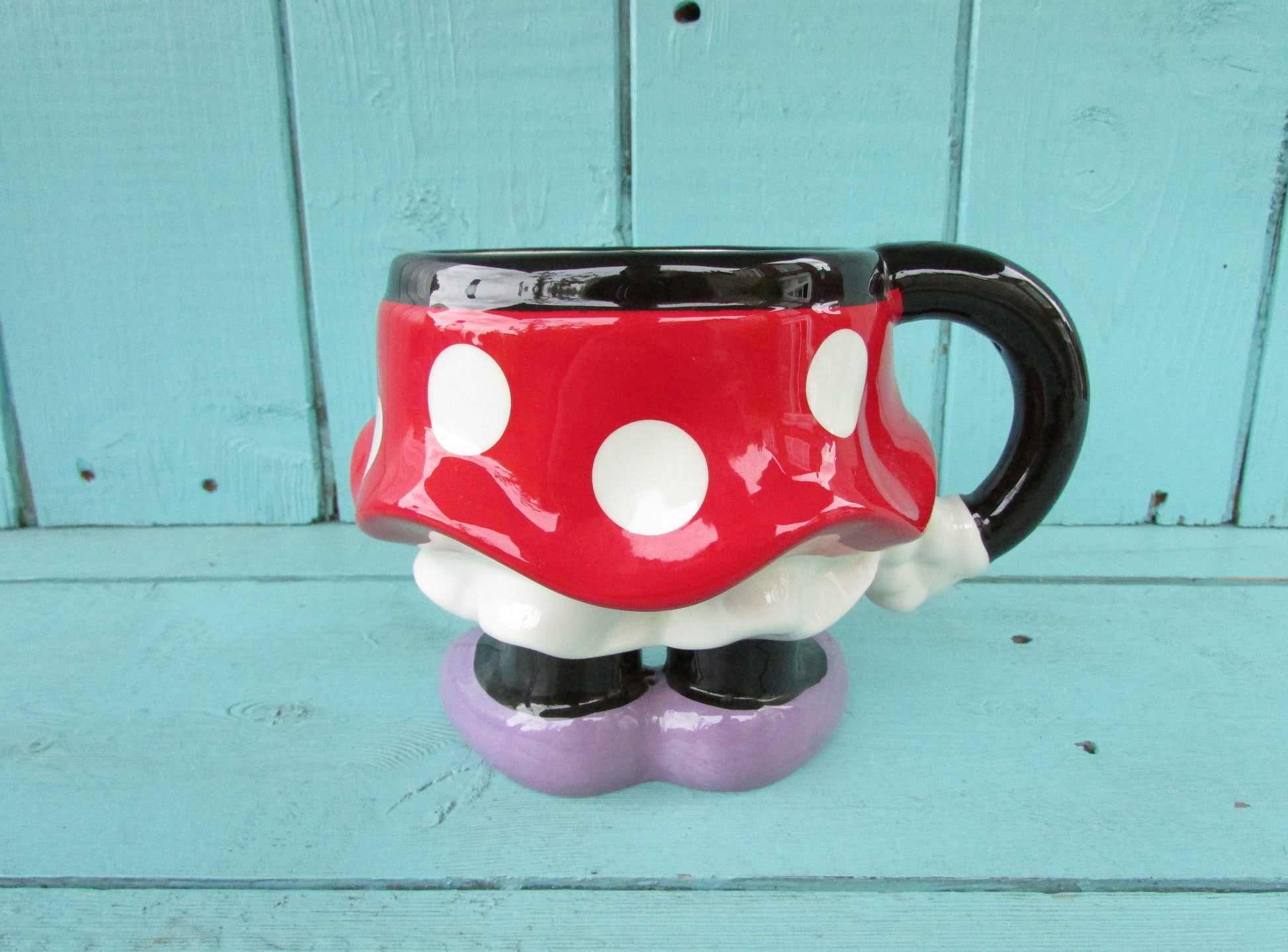 Collectable Walt Disney Minnie Mouse 'skirt' mug
