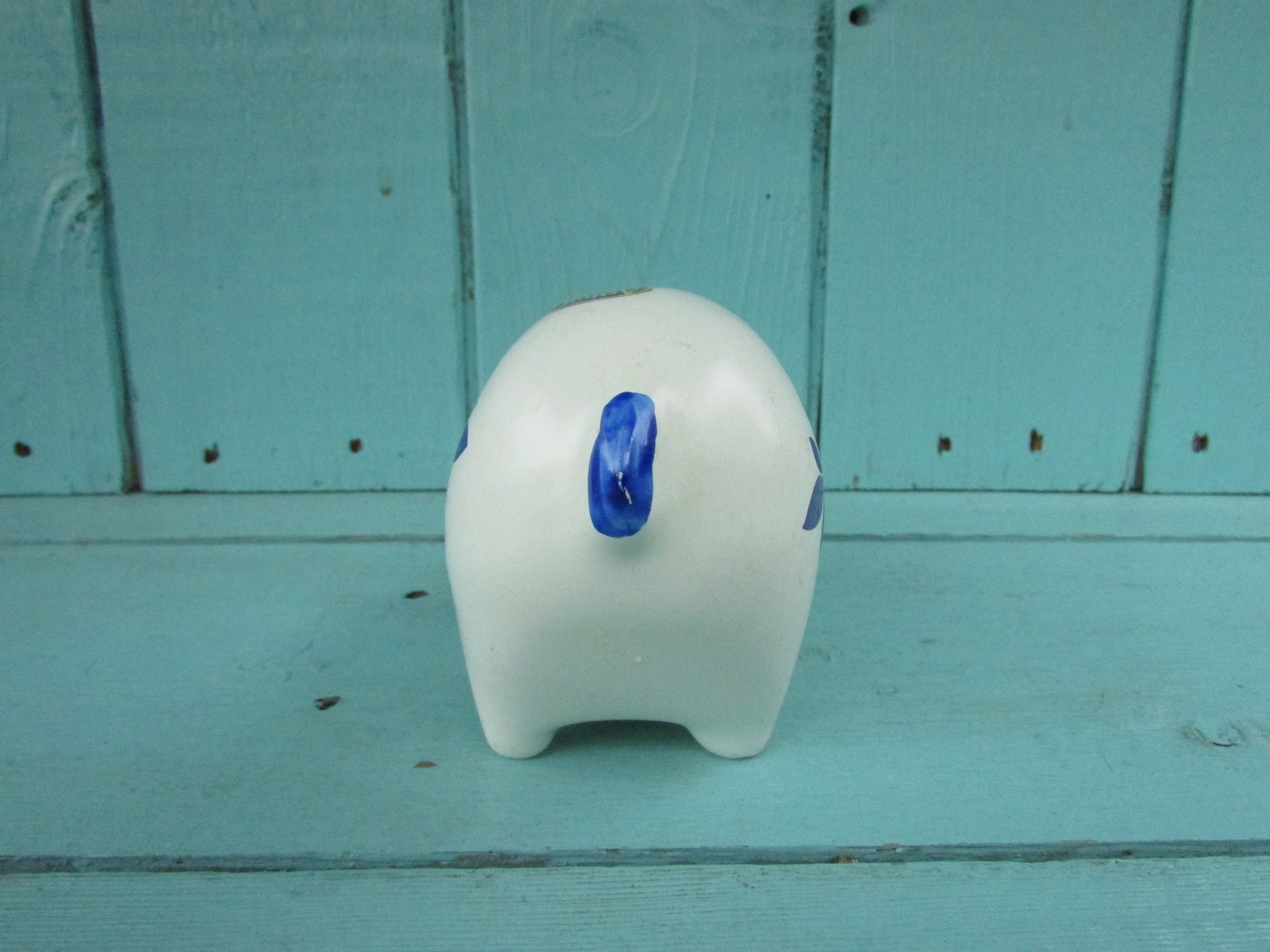 1960s Arthur Wood 5649 porcelain blue & white floral piggy bank