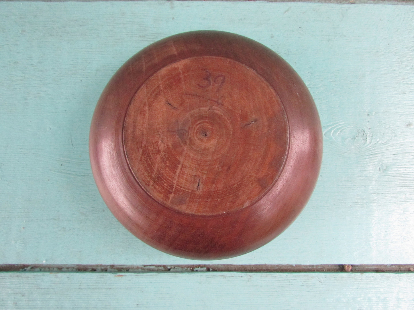 Cute vintage hand-carved treen/wooden trinket dish