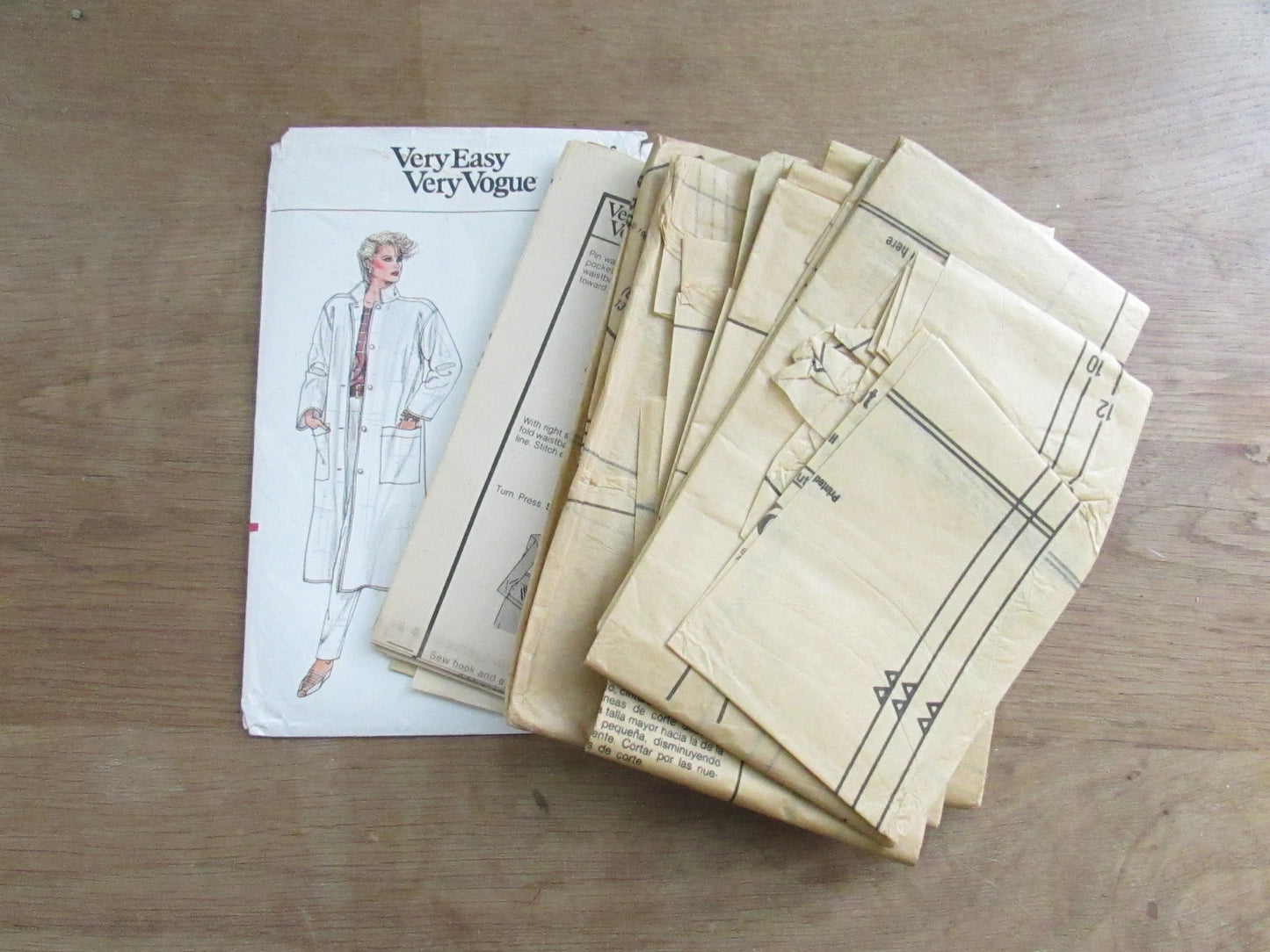 Part cut 1986 Vogue 9536 sewing pattern for misses' coat, pants & top, cut to size 12 (complete)