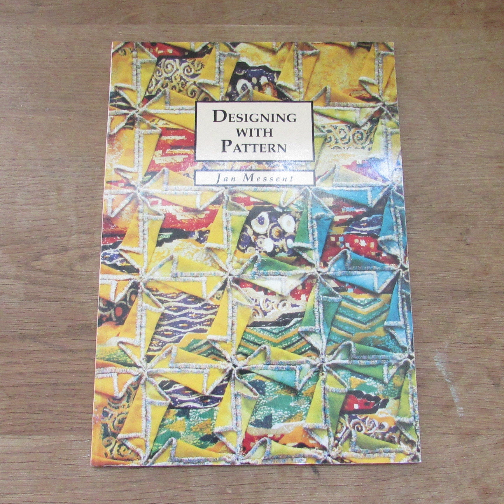 Designing with Pattern, by Jan Messent (Softback, 1994)