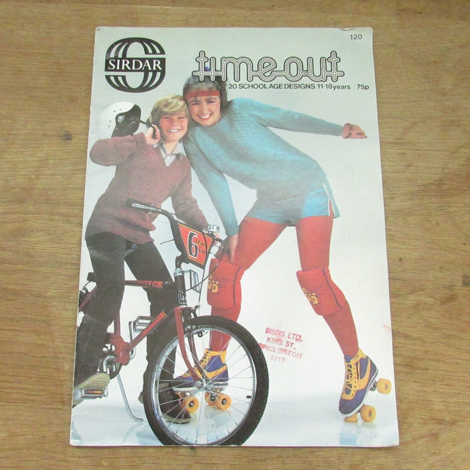 1980s Sirdar Time Out 120 knitting booklet for over 20 school age designs