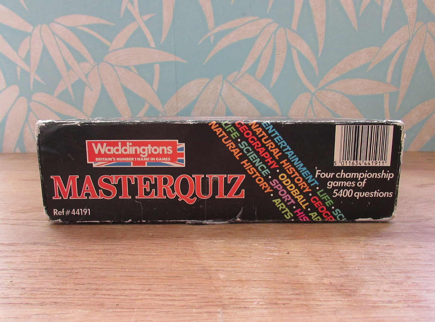 1984 Waddingtons Masterquiz board game