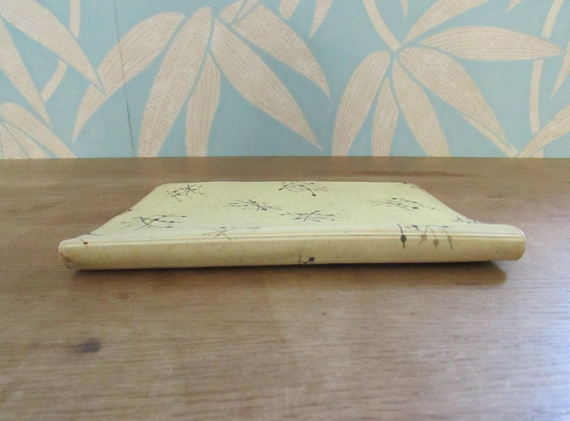 1950s vinyl writing case with allover gold & black atomic design