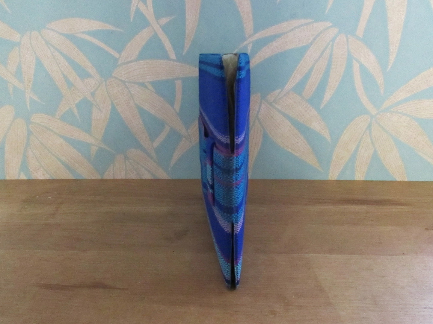 Vintage hardcover bright blue/pink/purple fabric record case for 7inch singles