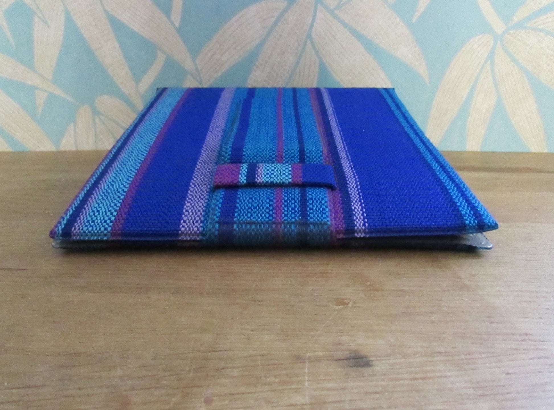 Vintage hardcover bright blue/pink/purple fabric record case for 7inch singles