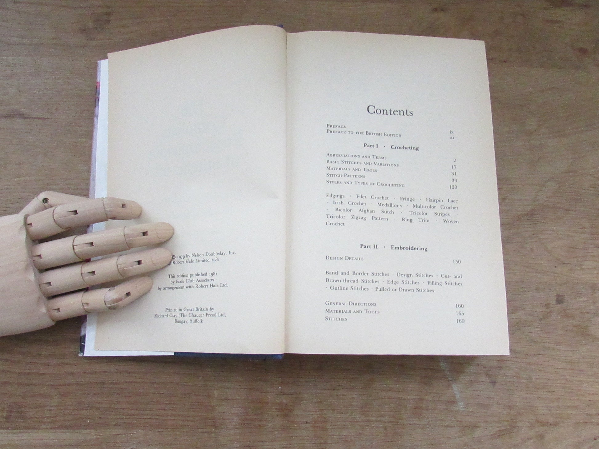 The Complete Encyclopedia of Stitchcraft, by Mildred Graves-Ryan (Hardback, 1981)