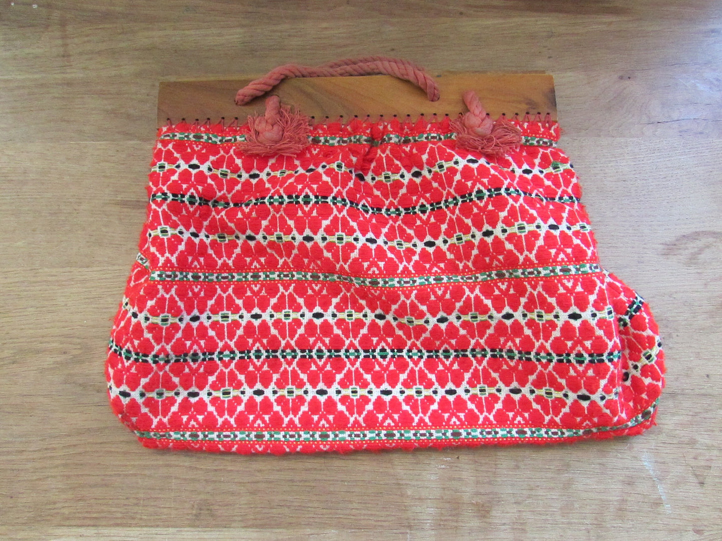 Vintage red wool-mix knitting bag with rope & wood handle