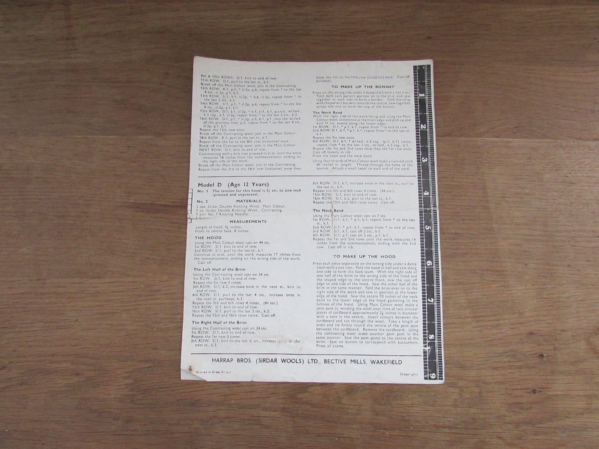 1950s Growing up in Sirdar 530 knitting pattern for girls bonnets