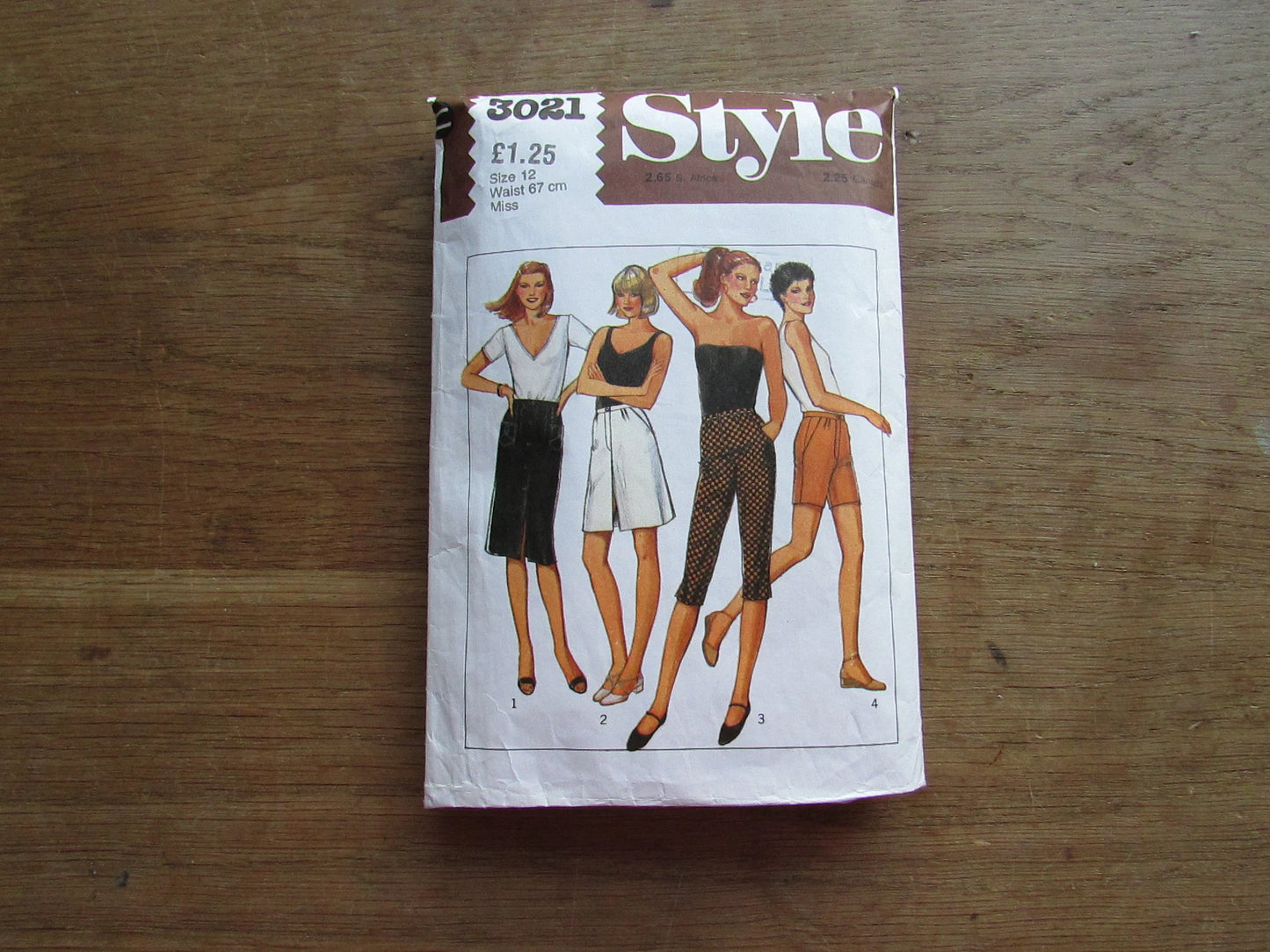 Part cut 1980 Style 3021 sewing pattern for misses' skirt, trousers or shorts, size 12 (complete but missing instructions)