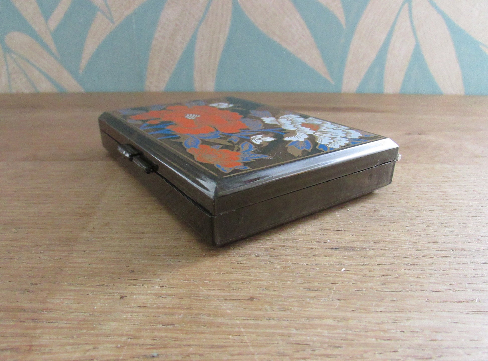 circa. 1980s Chinese lacquered floral plastic tissue box with integral mirror