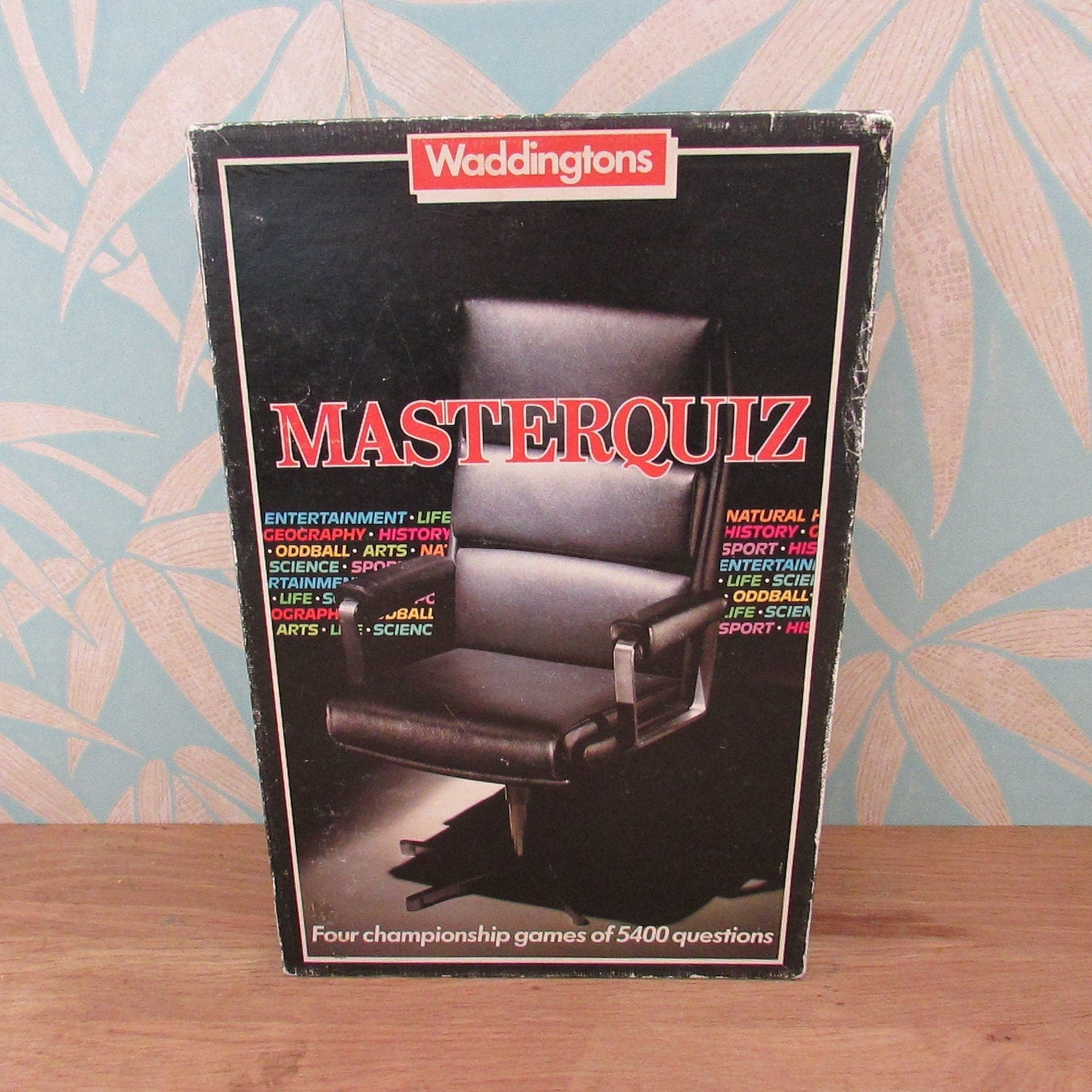 1984 Waddingtons Masterquiz board game