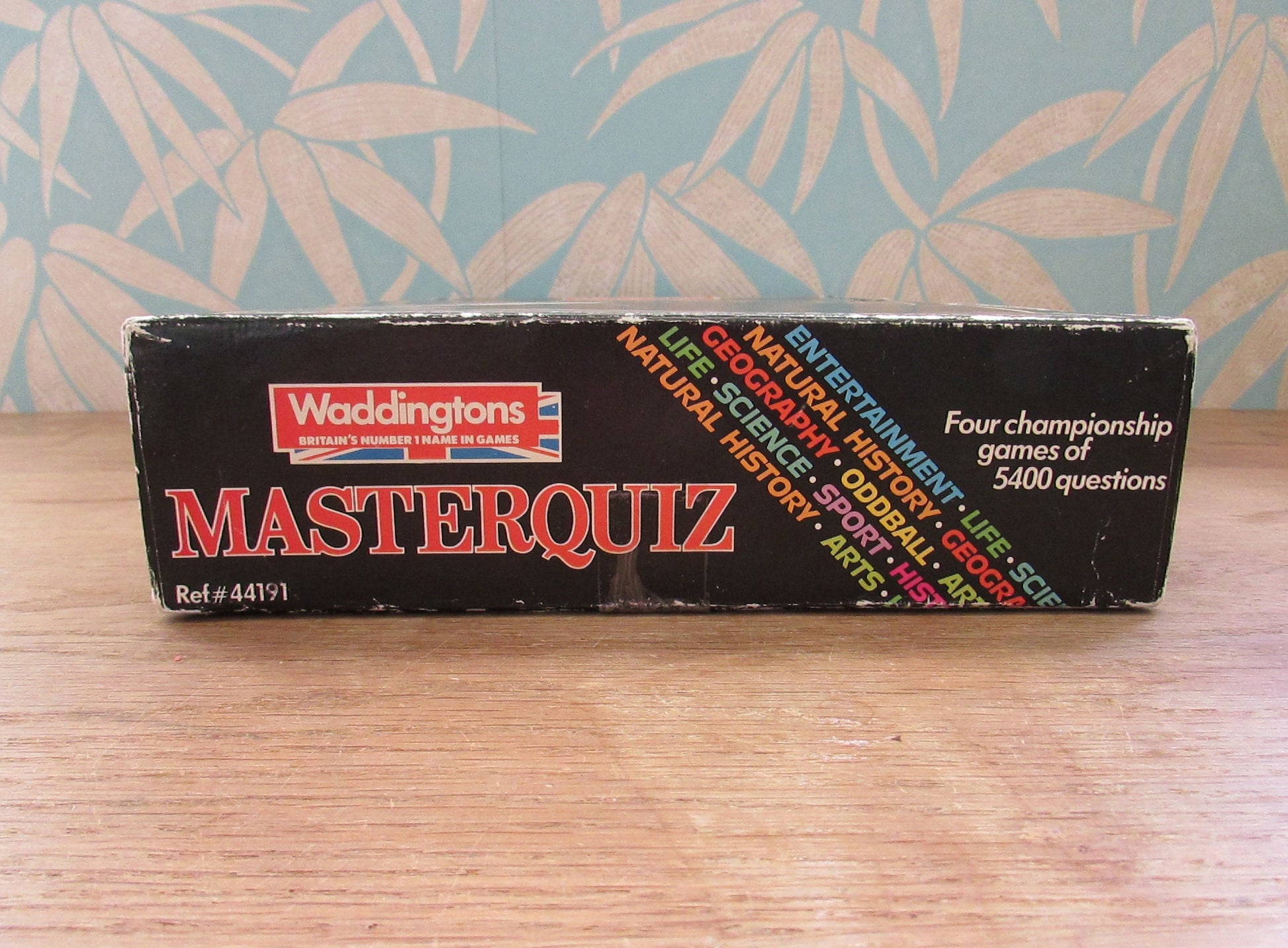 1984 Waddingtons Masterquiz board game