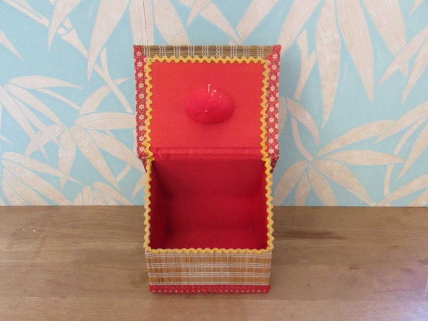 Vintage house-shaped woven raffia/reed sewing basket