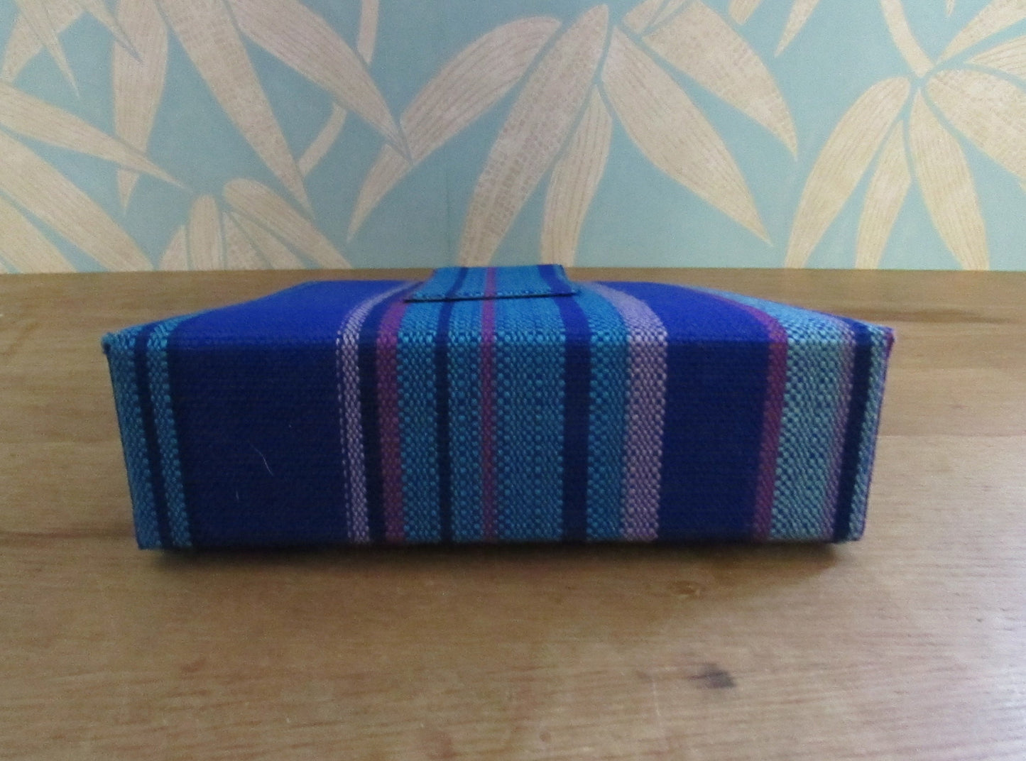 Vintage hardcover bright blue/pink/purple fabric record case for 7inch singles