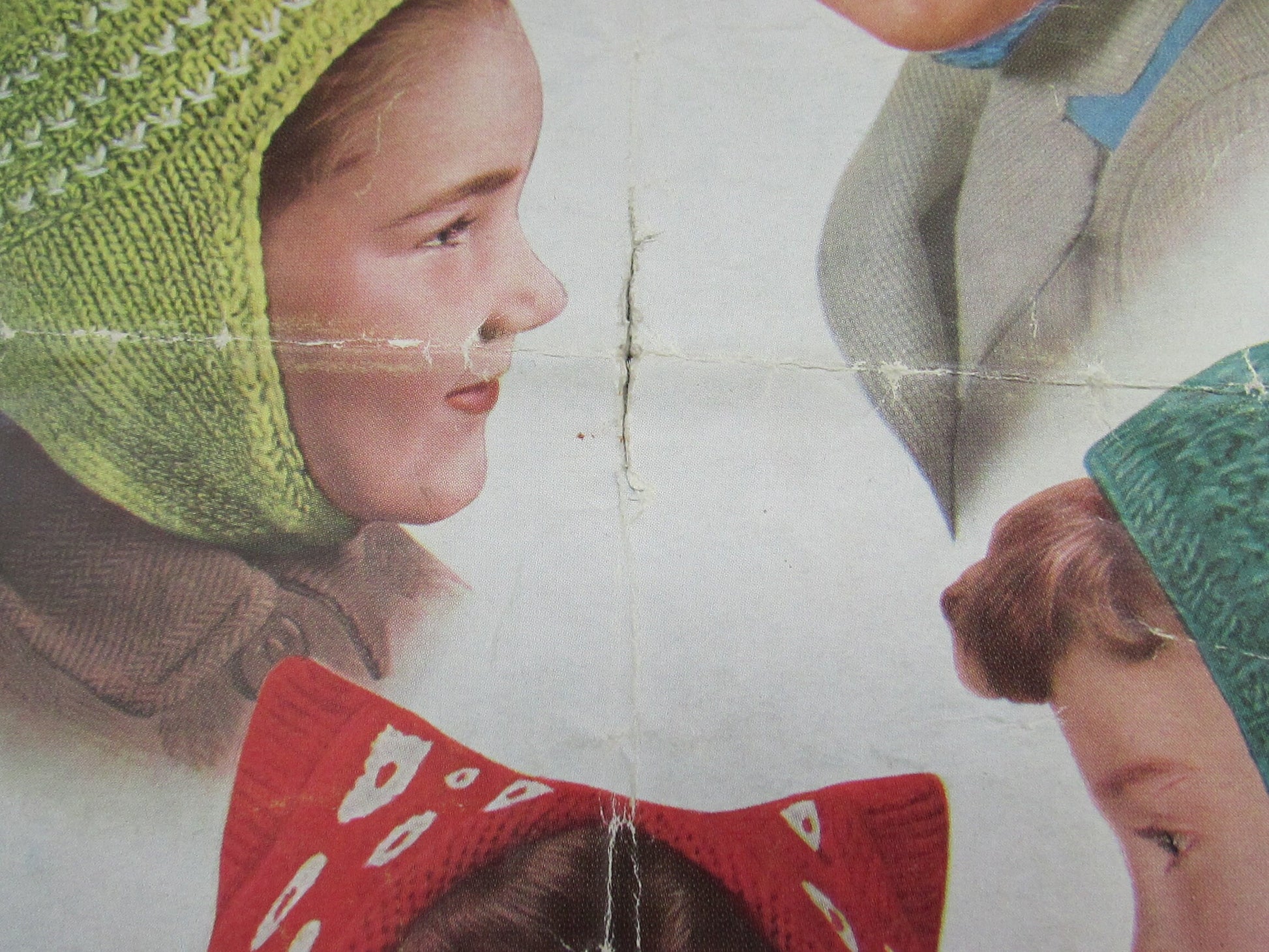 1950s Growing up in Sirdar 530 knitting pattern for girls bonnets