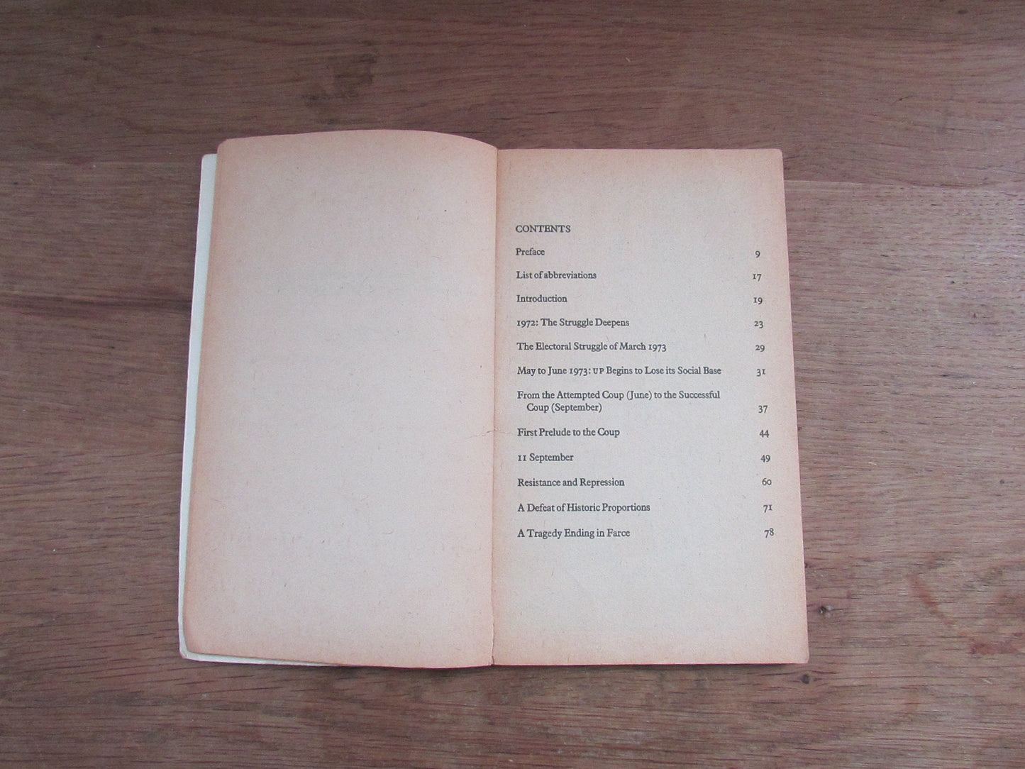Chile: The Gorillas Are Amongst US, by Helios Prieto (Softback, 1974)