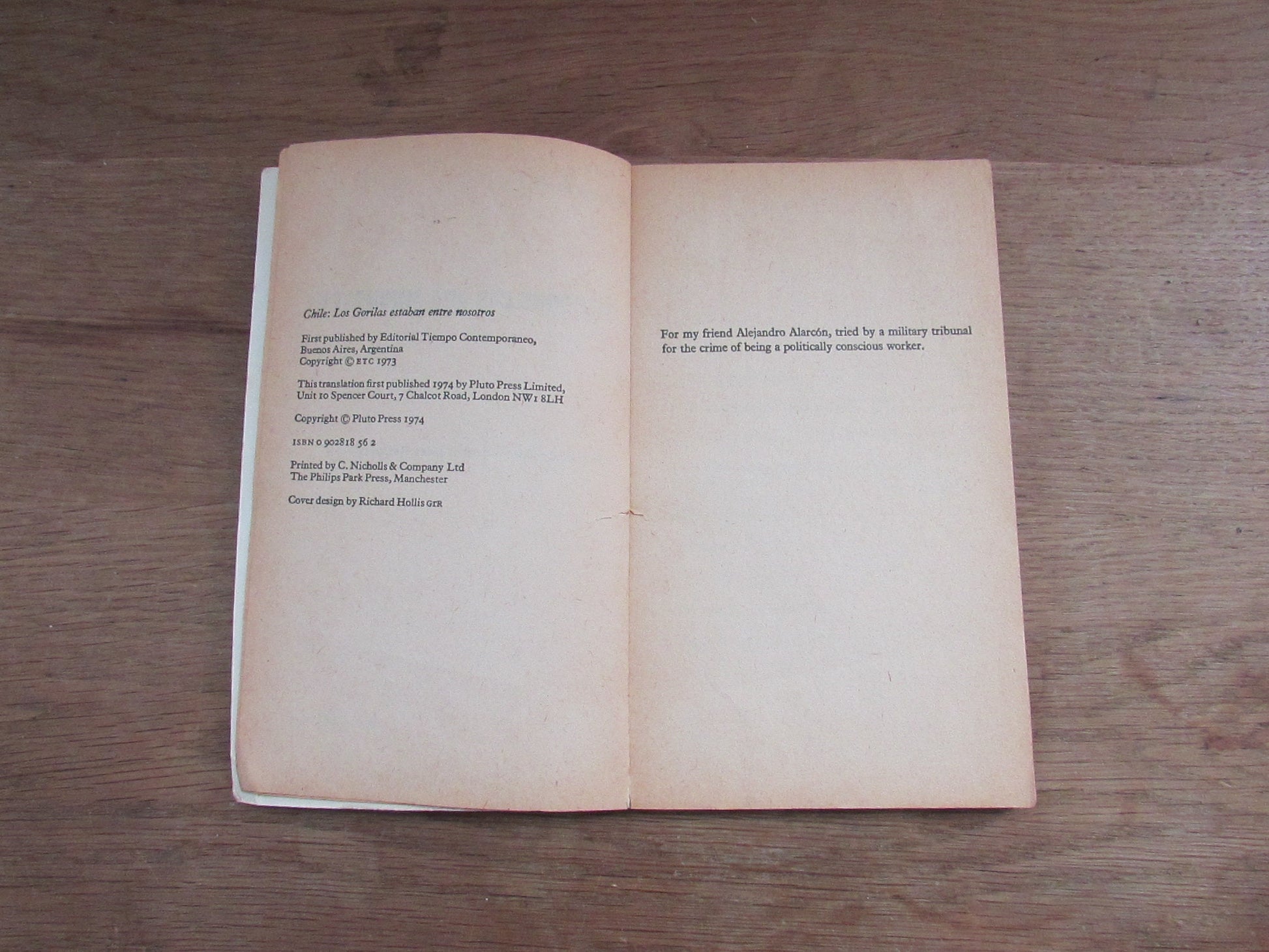 Chile: The Gorillas Are Amongst US, by Helios Prieto (Softback, 1974)