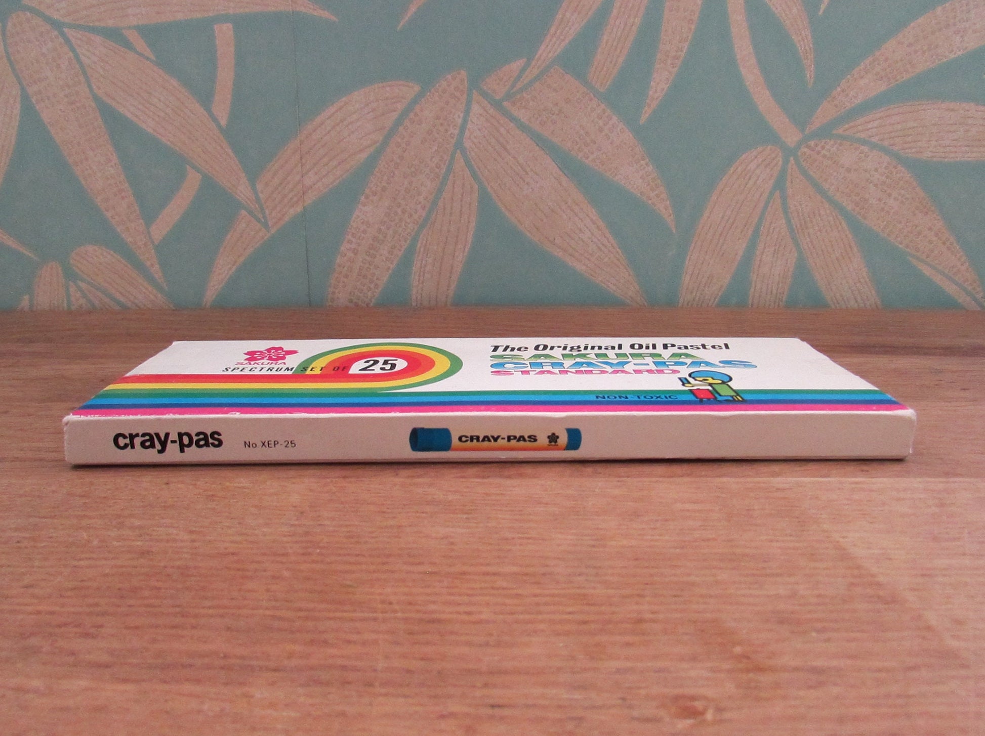 Vintage Sakura Cray-Pas Original Oil Pastel Spectrum, set of 25