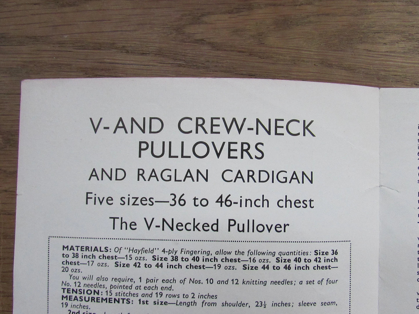 1950s Weldons Knitwear B1506 knitting pattern for Raglan cardigan crew or V-neck pullover