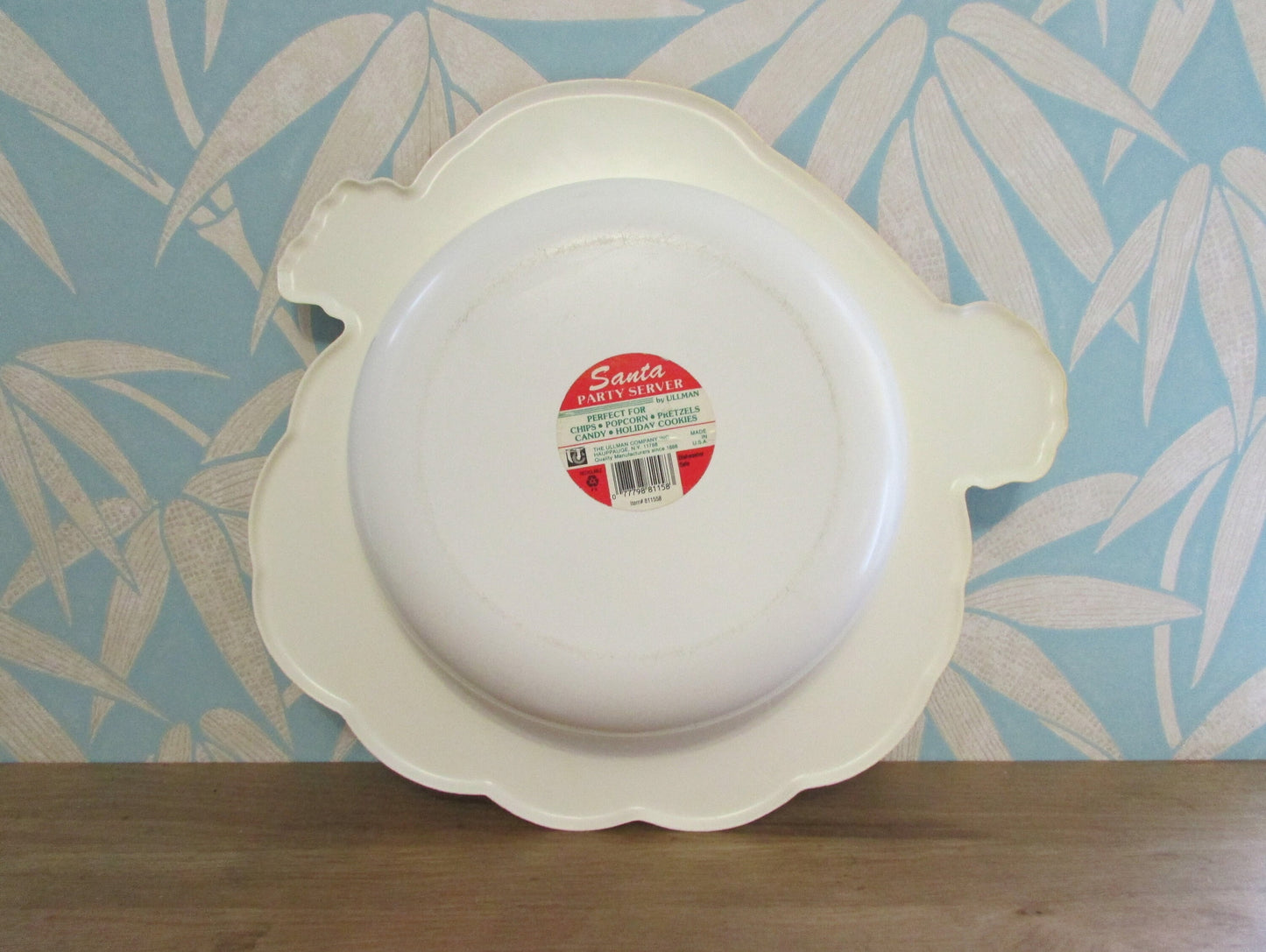 Circa. 1970s Ullman plastic Santa Party Server snack bowl