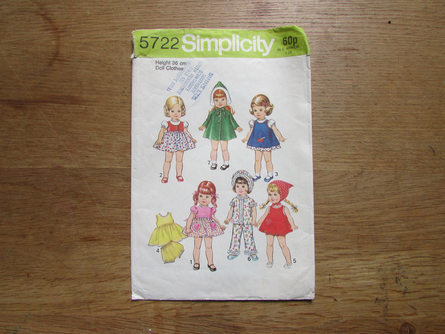 Part cut 1973 Simplicity 5722 sewing pattern for doll's wardrobe, to fit H41cm doll (complete, inc. transfer)