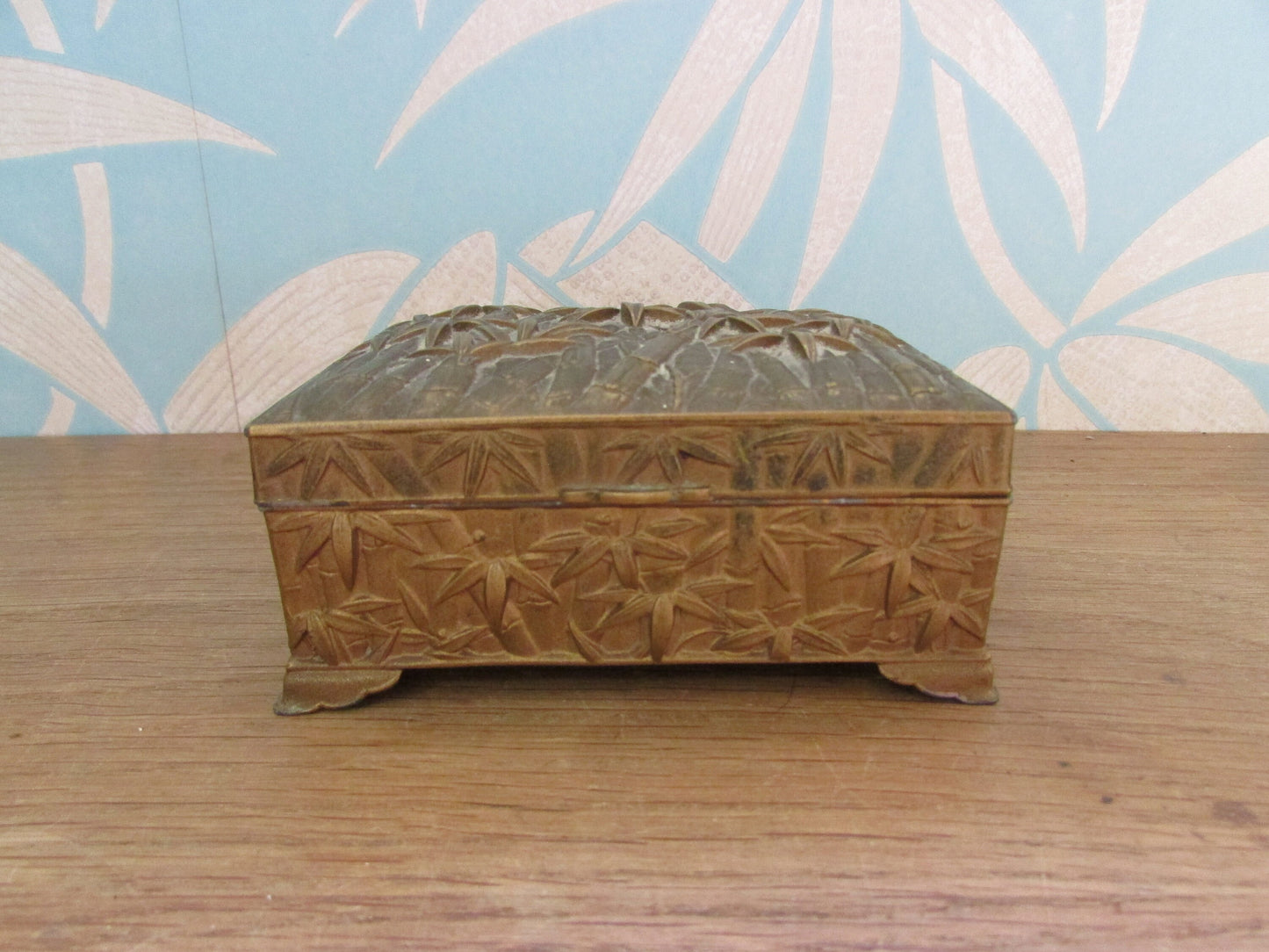 Vintage Asahi Shoten brass-effect lidded trinket/cigarette box with embossed bamboo design