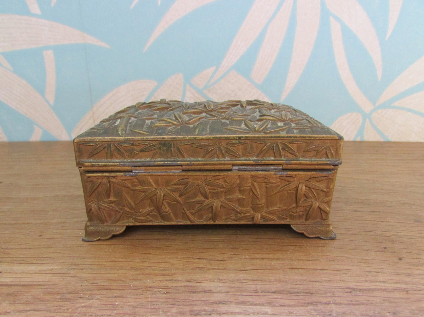 Vintage Asahi Shoten brass-effect lidded trinket/cigarette box with embossed bamboo design