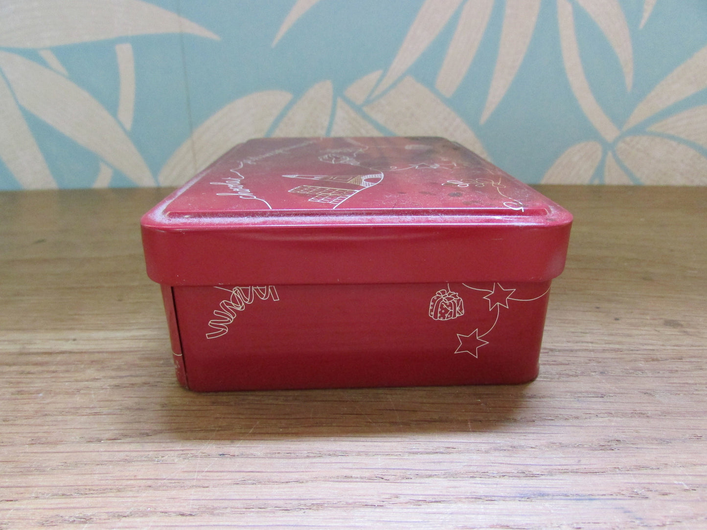 Collectable Jadis et Gourmande chocolate/candy tin