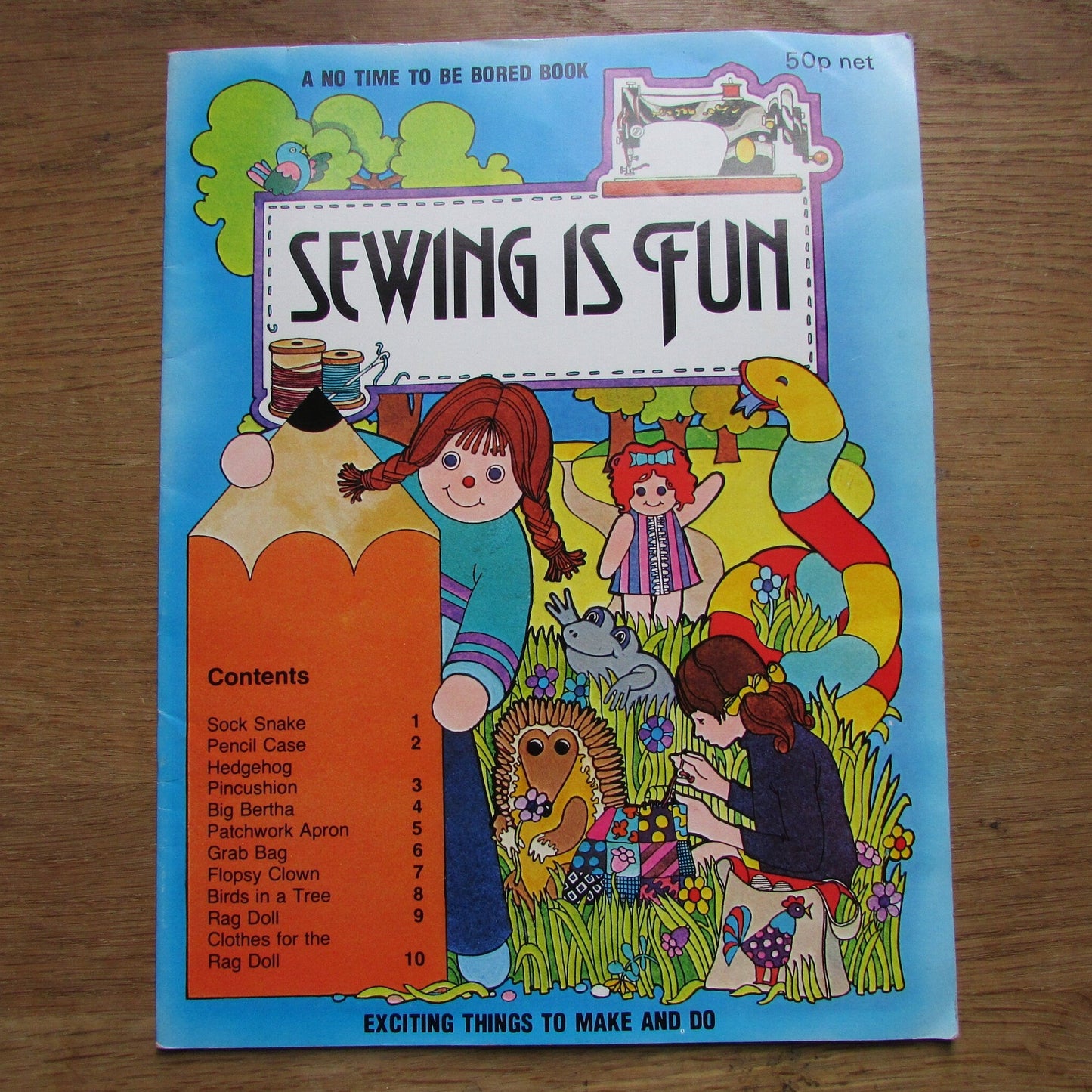 Sewing is Fun: Exciting things to make & do, by Eve Harlow (Softback, 1977)