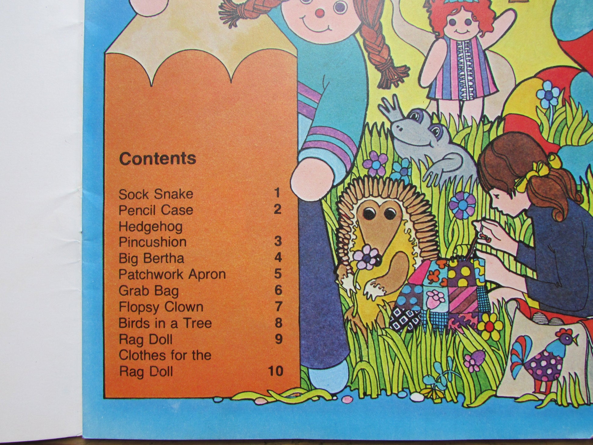 Sewing is Fun: Exciting things to make & do, by Eve Harlow (Softback, 1977)