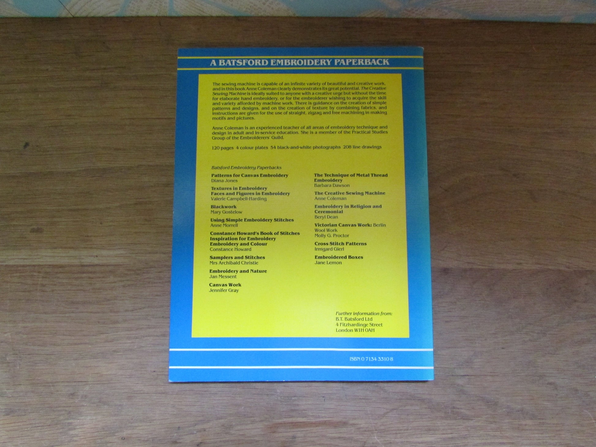 The Creative Sewing Machine, by Anna Coleman (Softback, 1986)