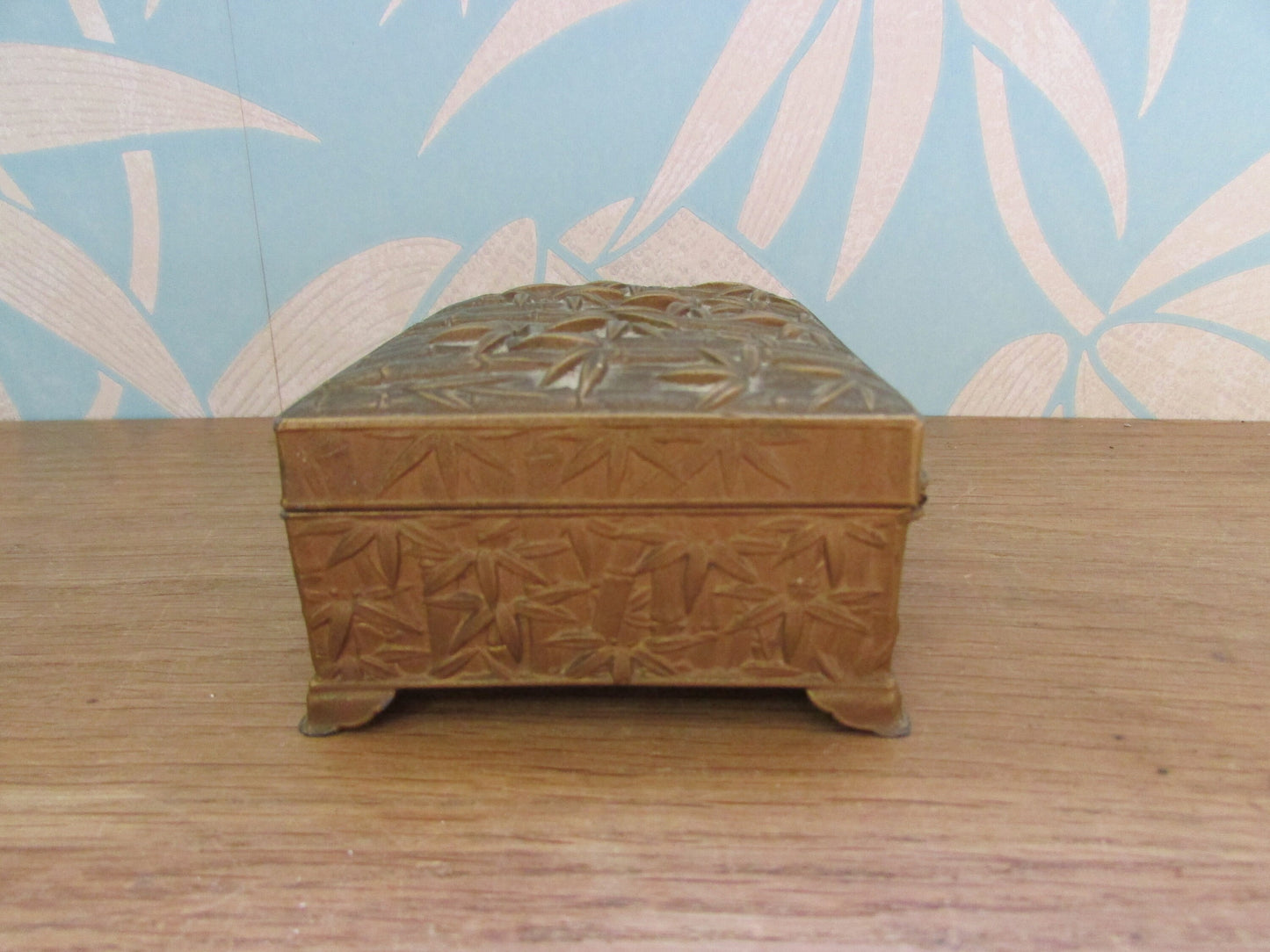 Vintage Asahi Shoten brass-effect lidded trinket/cigarette box with embossed bamboo design