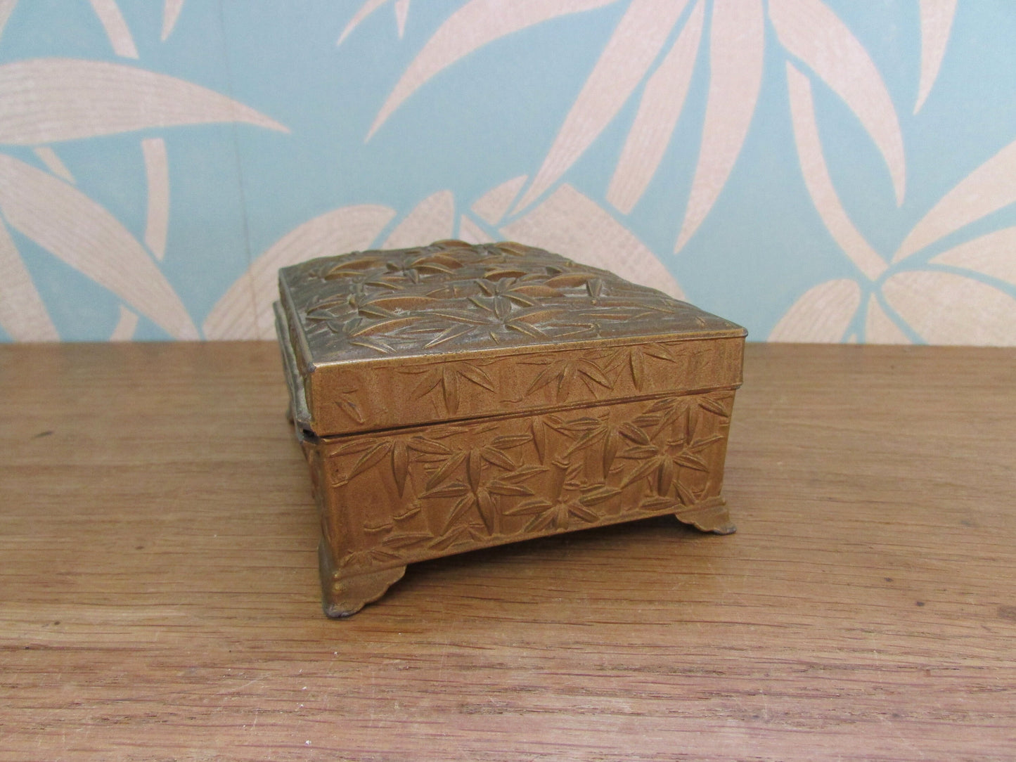 Vintage Asahi Shoten brass-effect lidded trinket/cigarette box with embossed bamboo design
