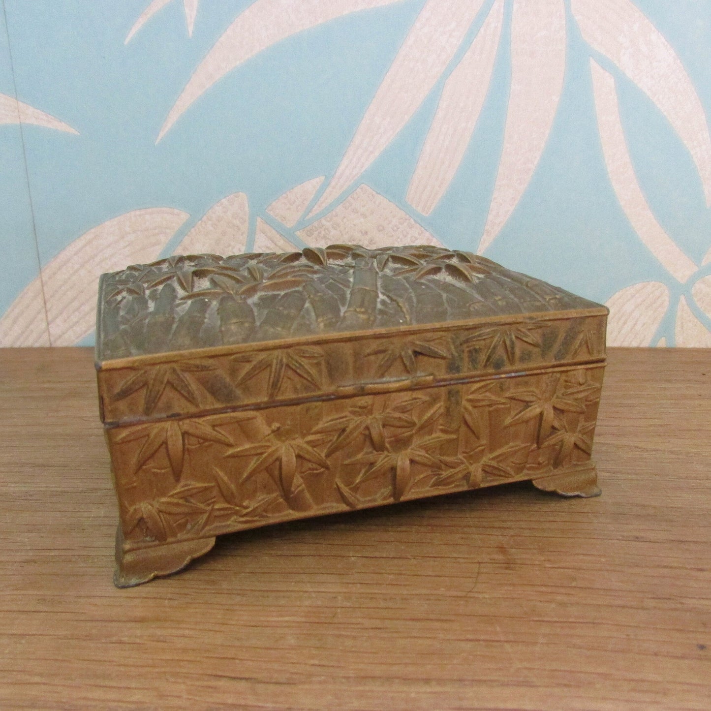 Vintage Asahi Shoten brass-effect lidded trinket/cigarette box with embossed bamboo design