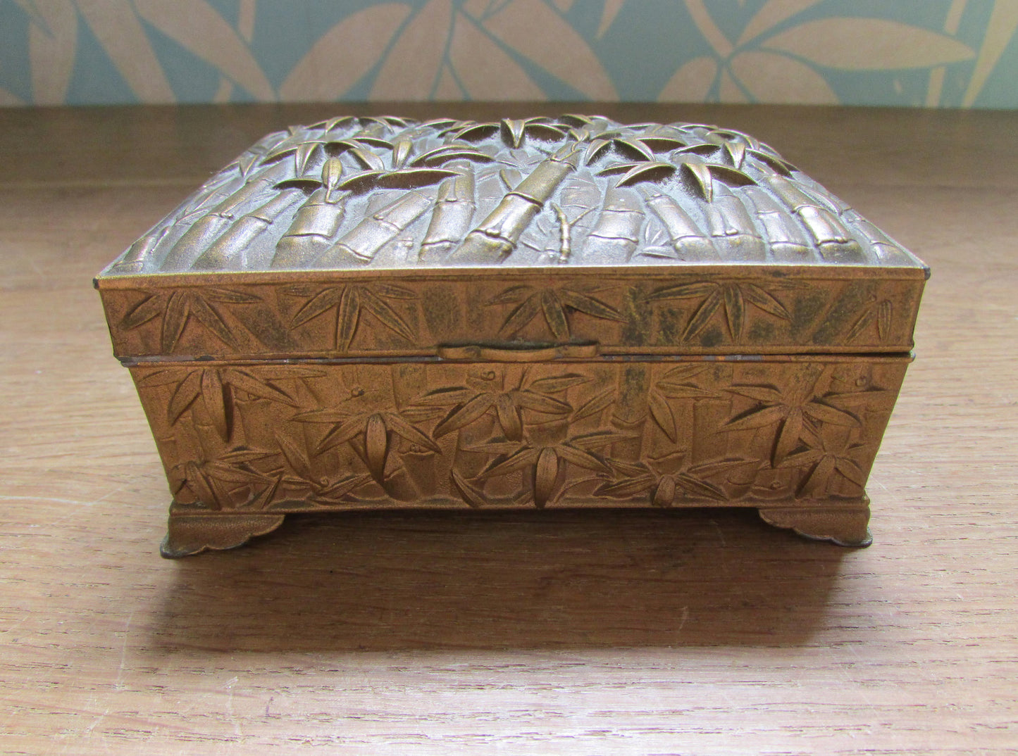 Vintage Asahi Shoten brass-effect lidded trinket/cigarette box with embossed bamboo design