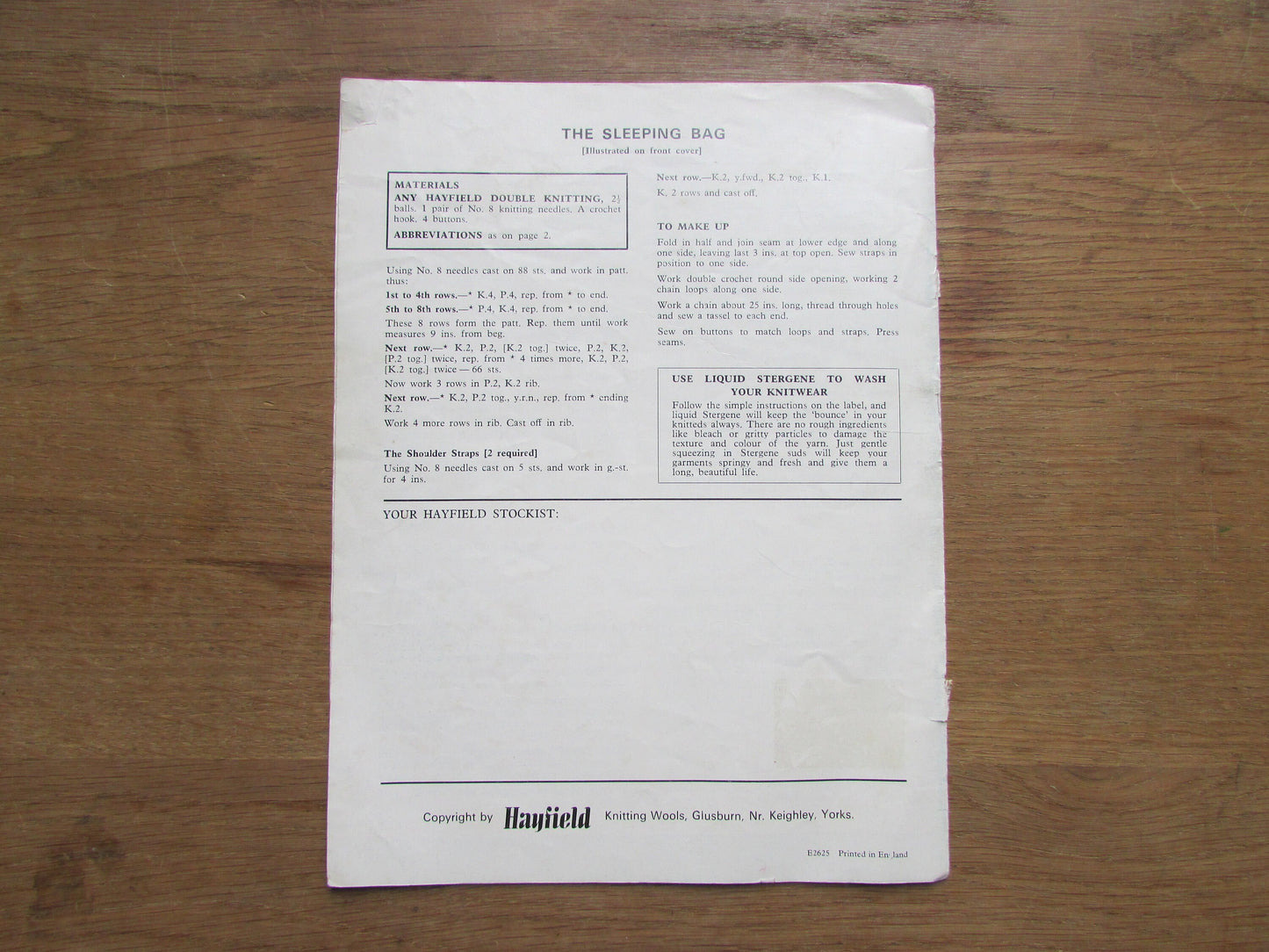 Vintage Hayfield H/15 doll's clothes knitting pattern booklet