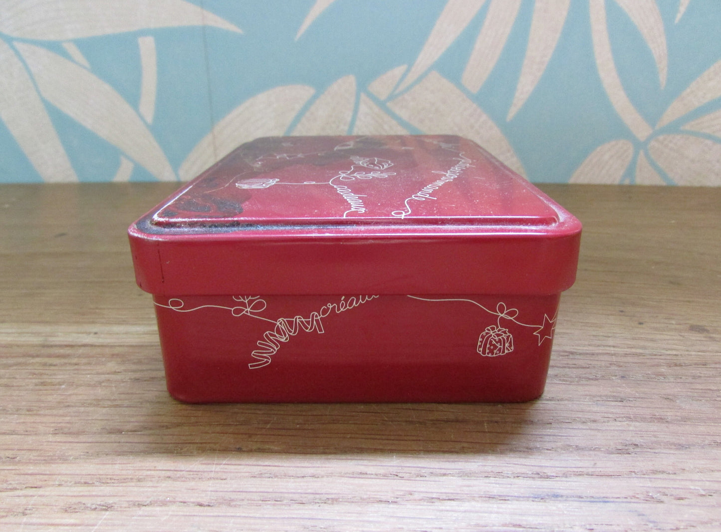 Collectable Jadis et Gourmande chocolate/candy tin