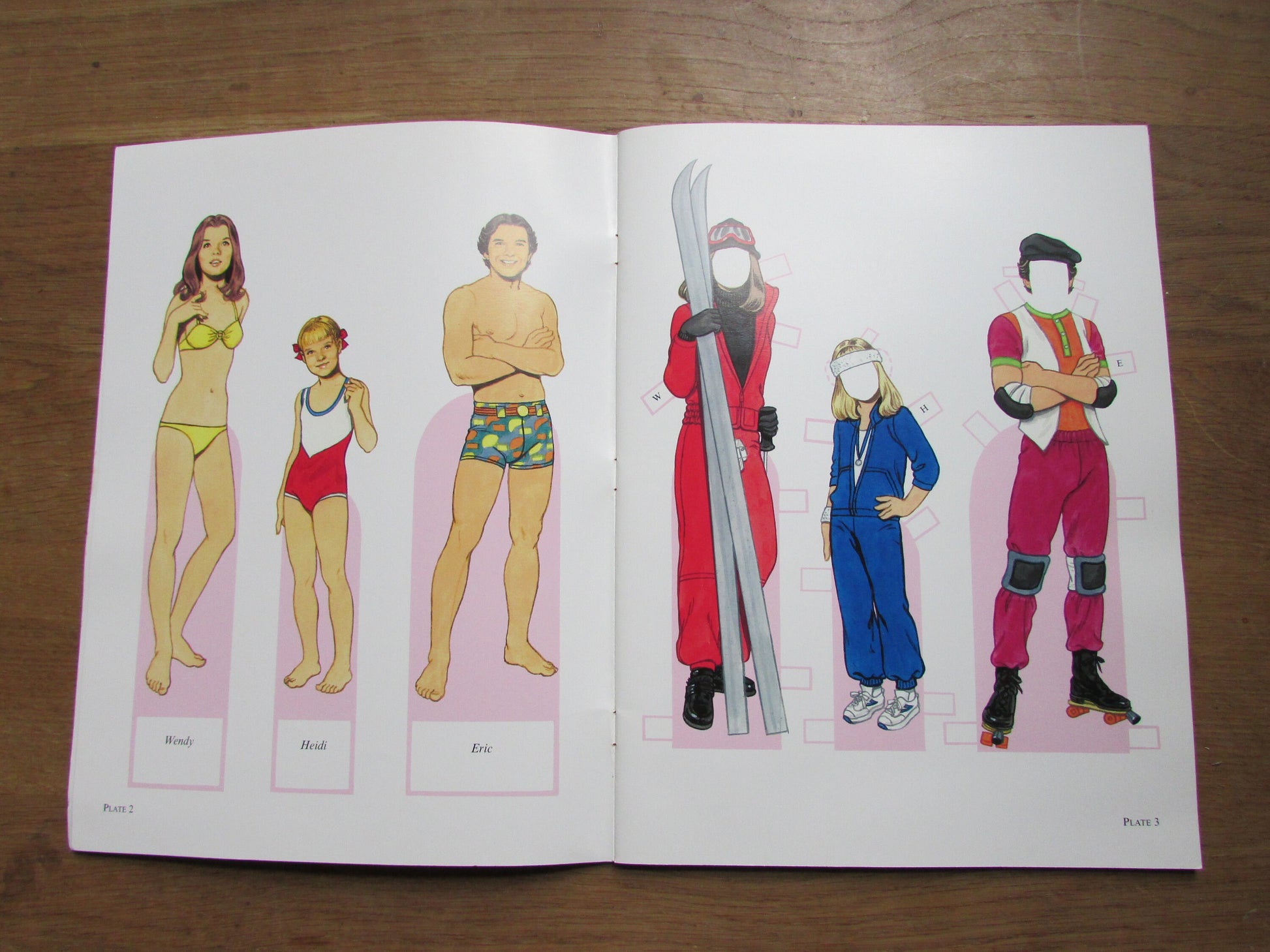 American Family of the 1970s Paper Dolls, by Tom Tierney (Softback, 2001)