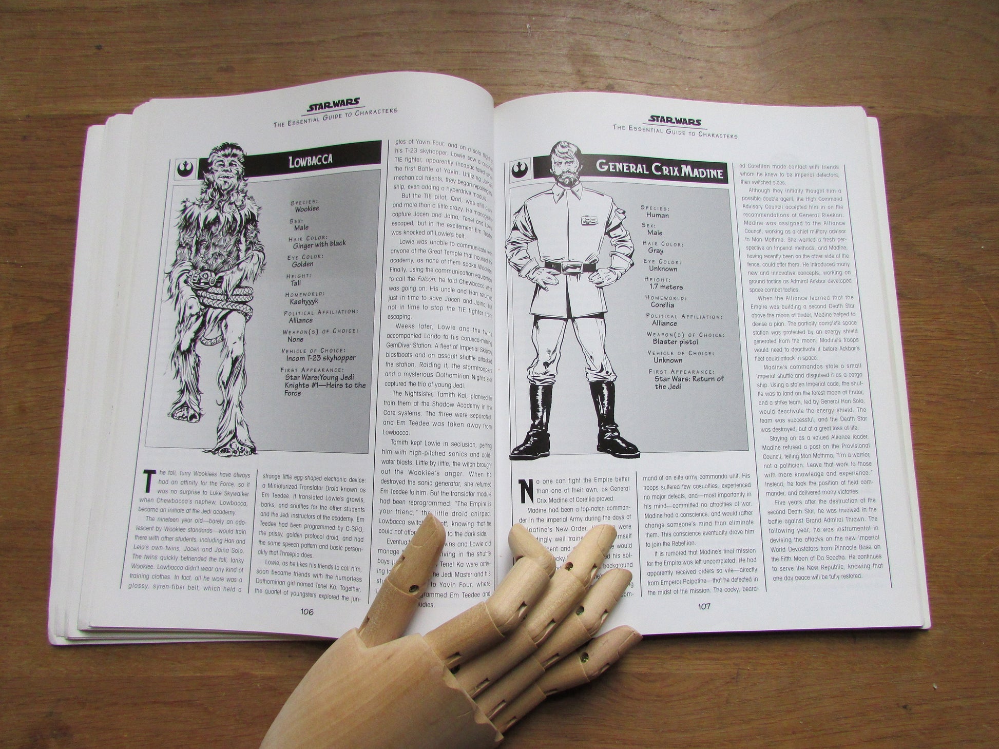 Star Wars: The Essential Guide to Characters, by Andy Mangels (Softback, 1999)