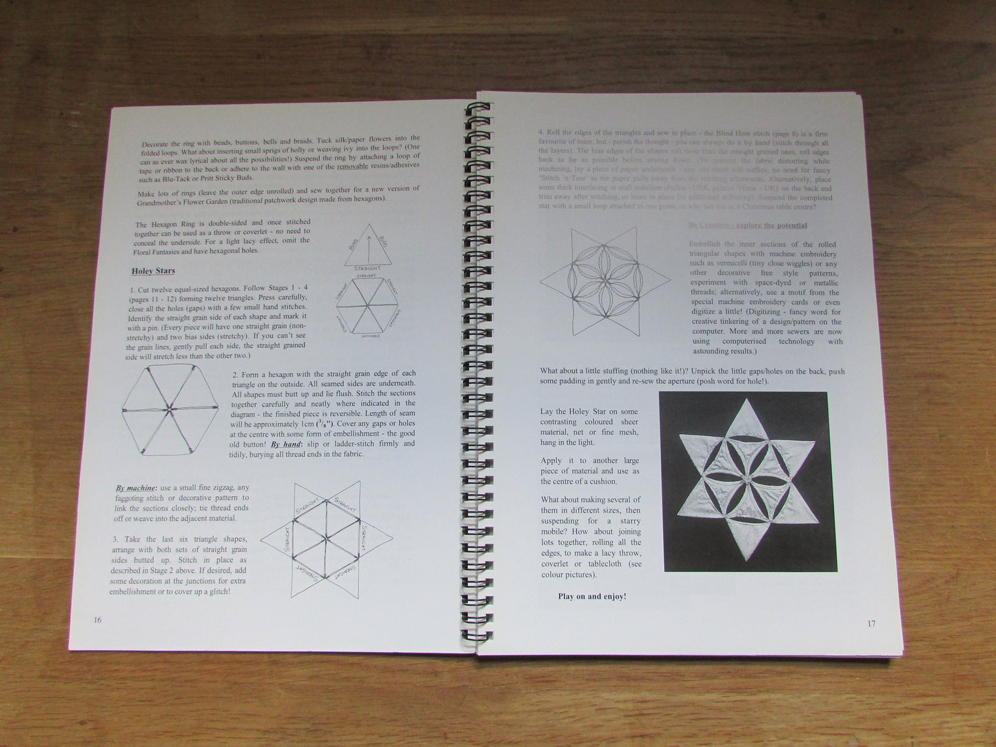 Tinkering with Texture: Wacky Wearables & Wallhangings, by Jennie Rayment (Softback, 2002)